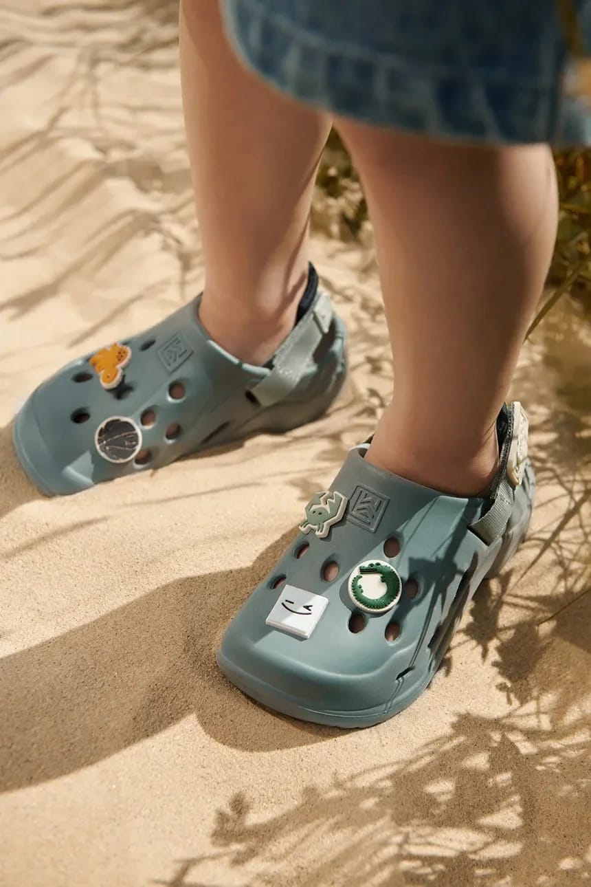Детские шлепанцы Milas Sandals