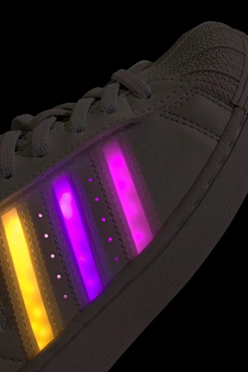 Детские кроссовки SUPERSTAR LED LIGHTS белые для мальчиков - фото 10