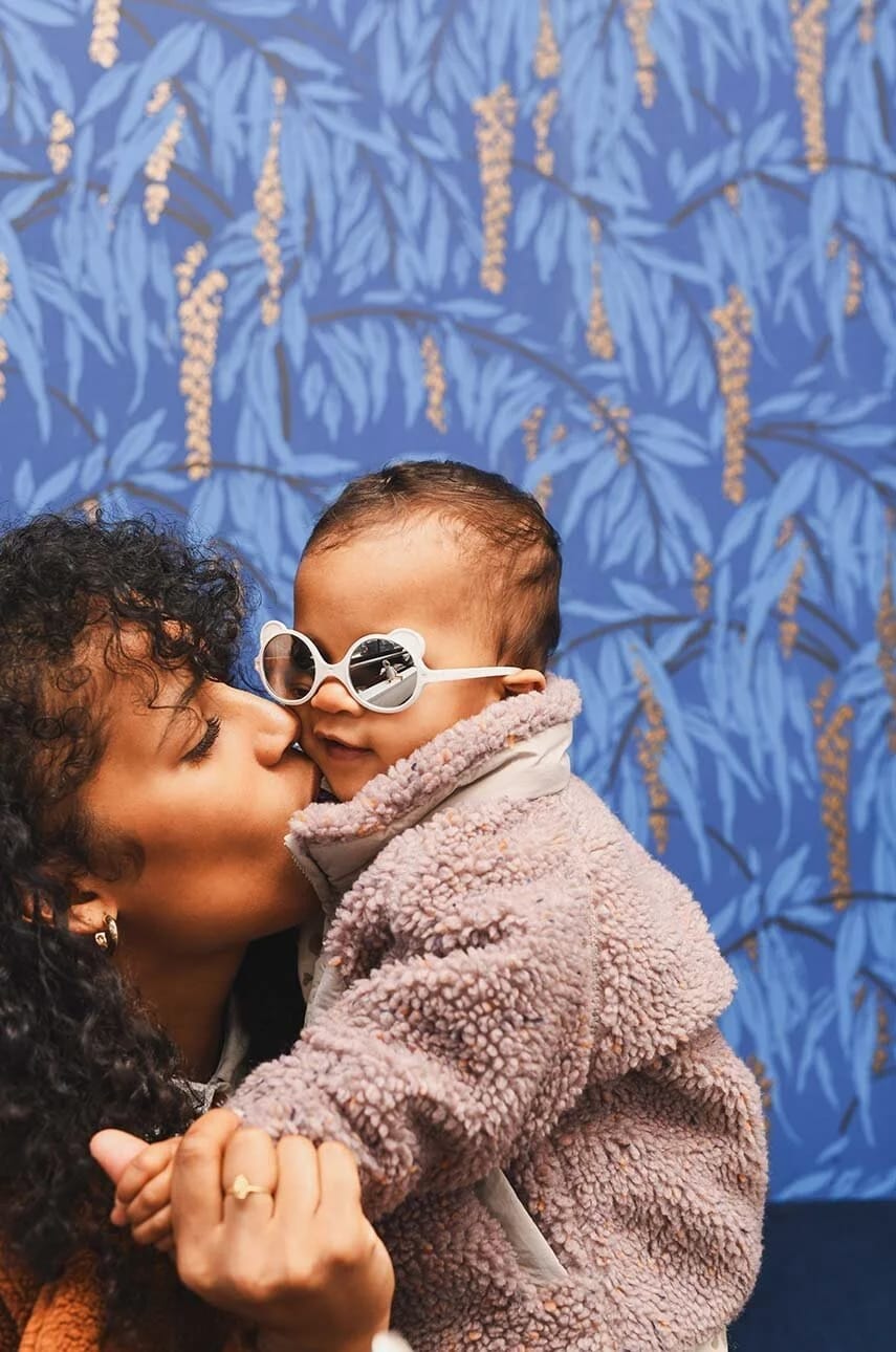 Детские солнцезащитные очки Ourson белые для мальчиков - фото 9