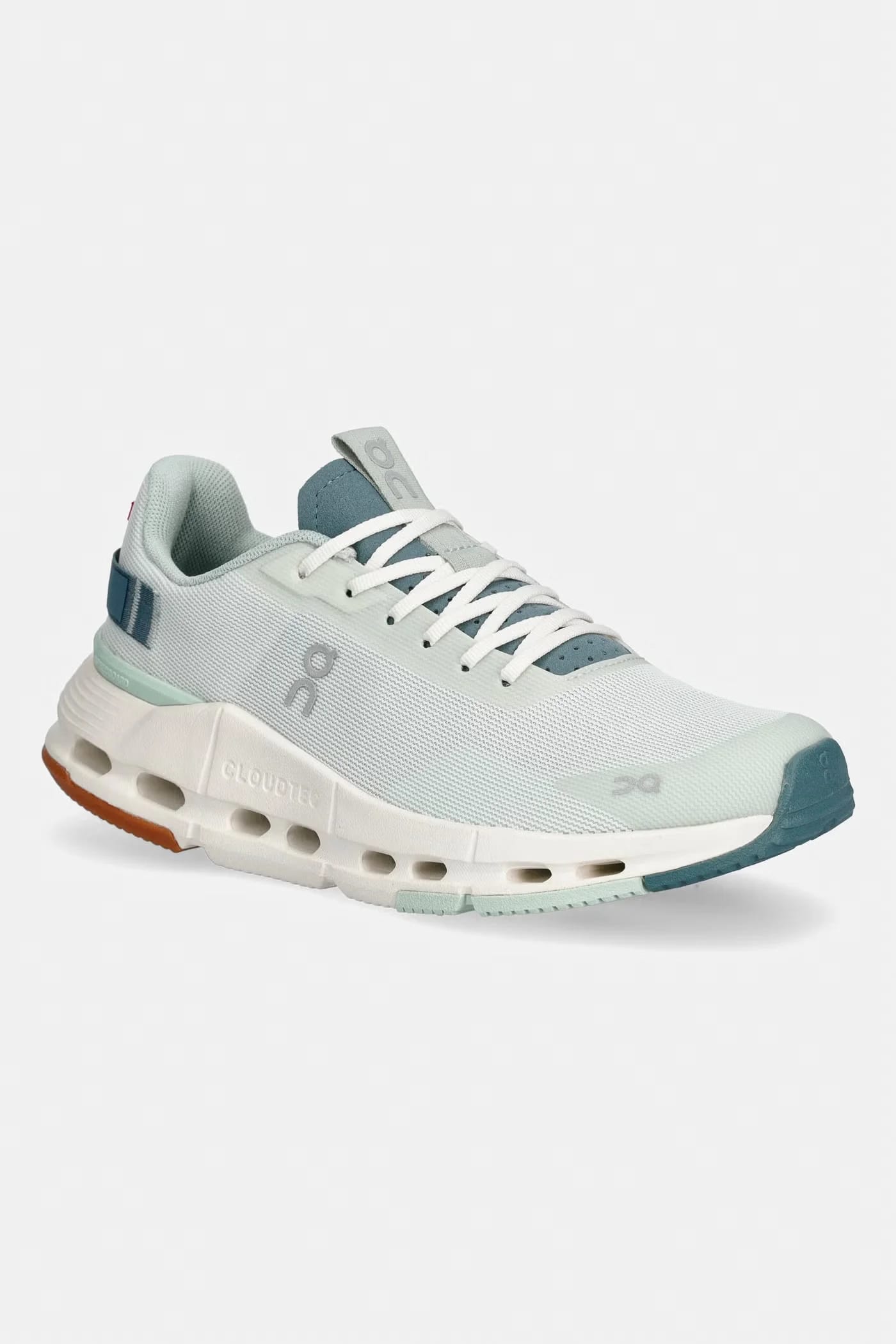 Женские кроссовки Cloudnova Form 2