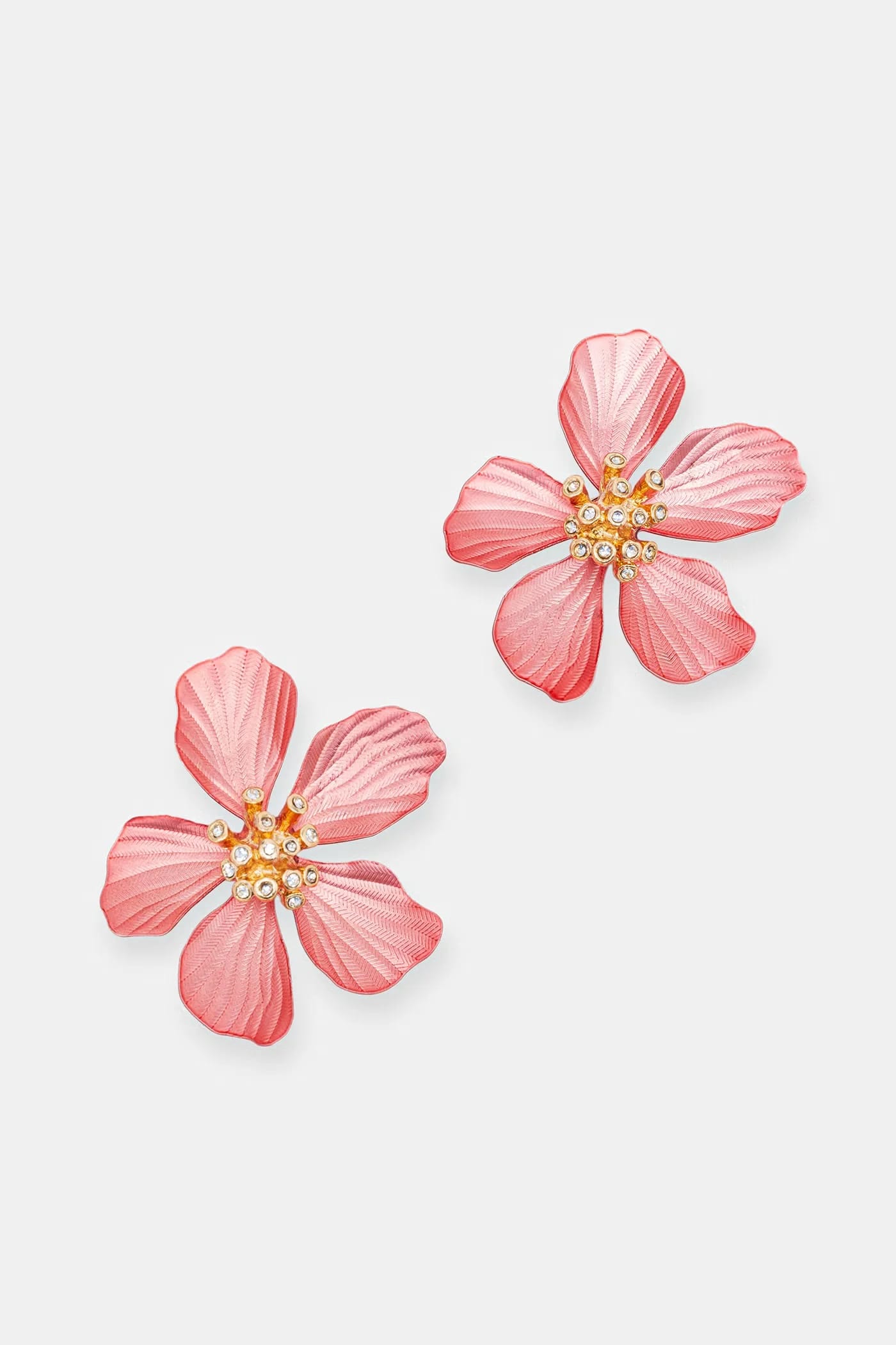 Женские металлические серьги CAMMELIA