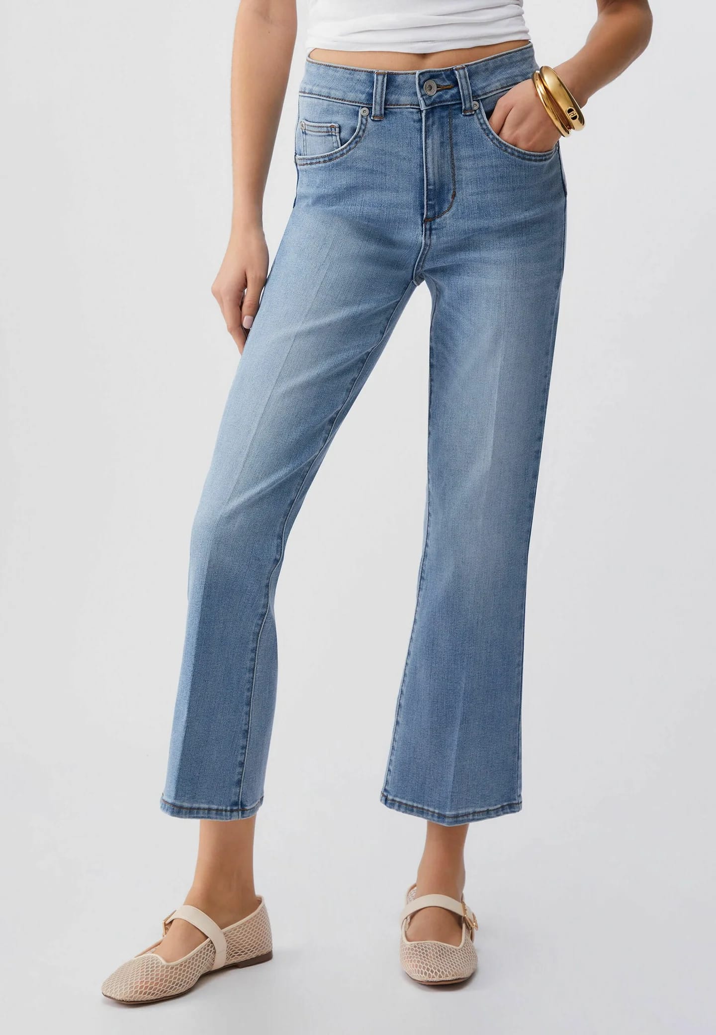 Джинсы Bootcut