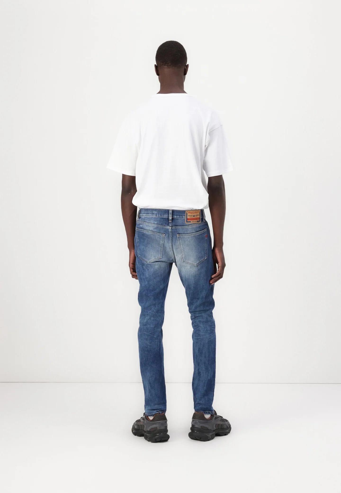 STRUKT - Джинсы Slim Fit - фото 3