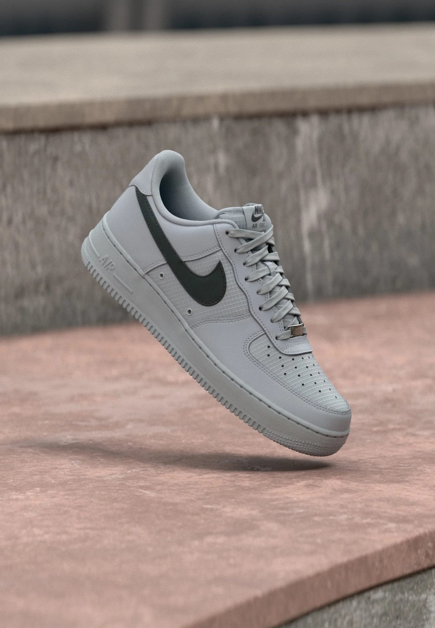 AIR FORCE 1 07 LV8 - Кроссовки низкие