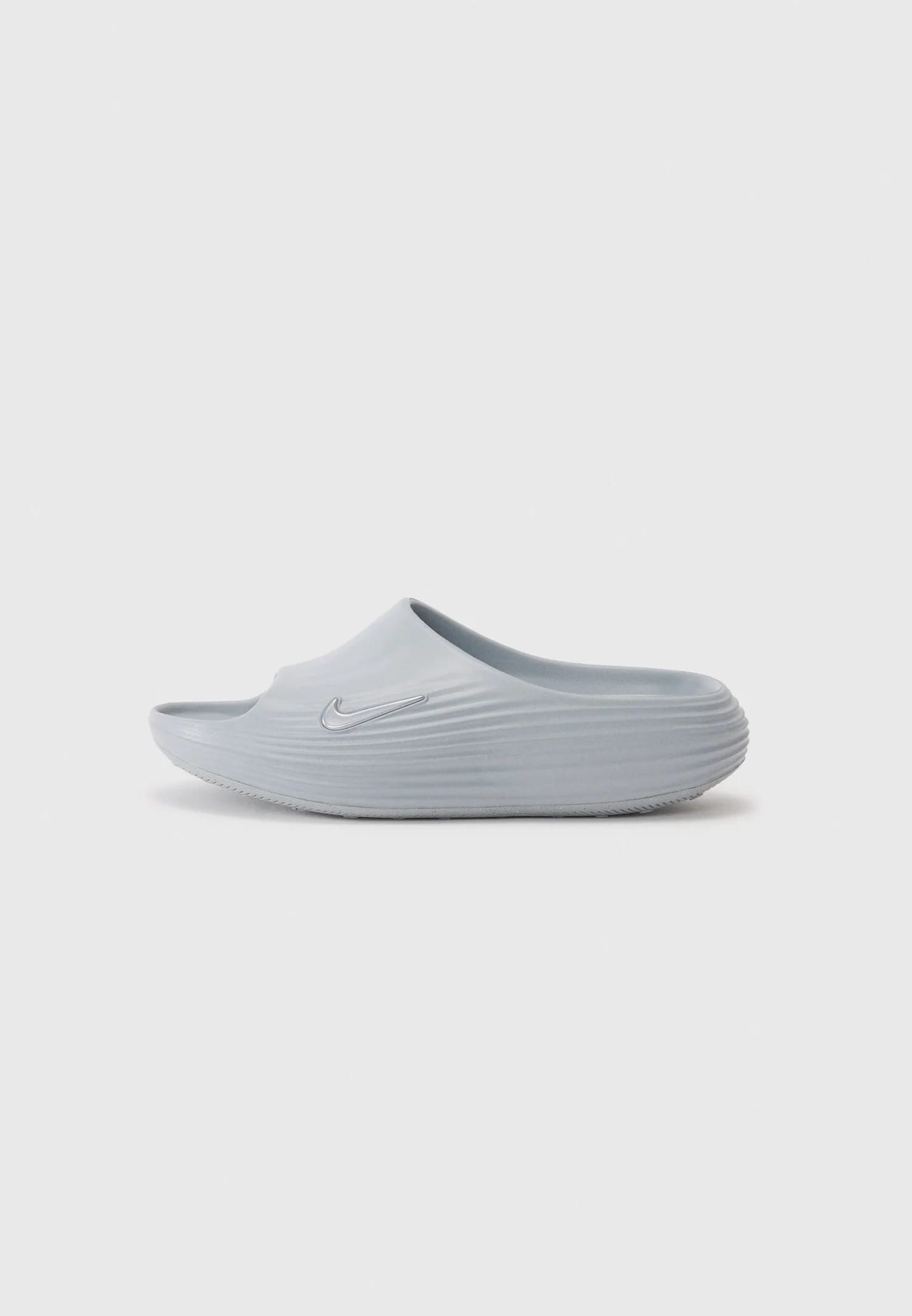 REJUVEN8 UNISEX – Шлепанцы на плоской подошве