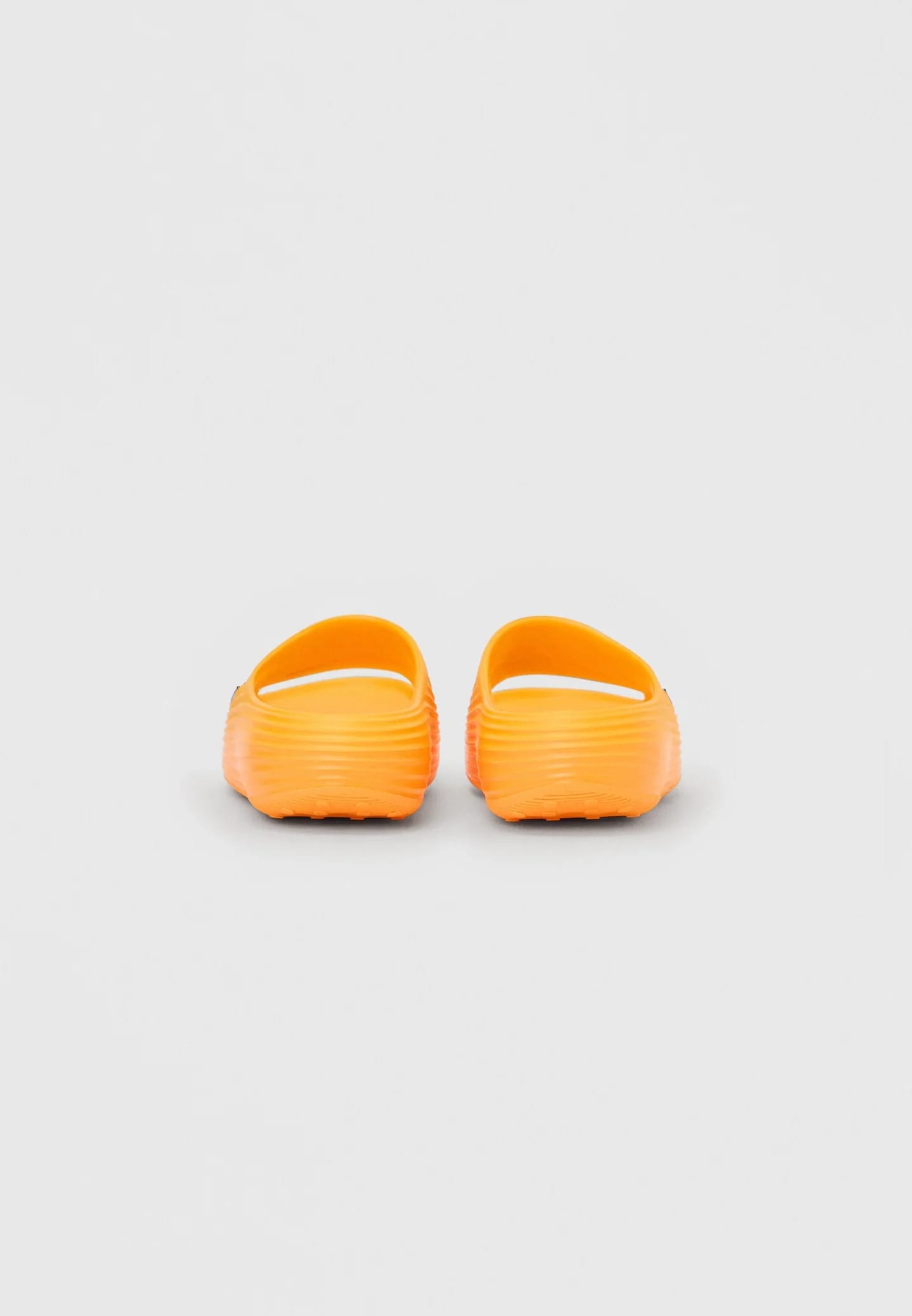 REJUVEN8 UNISEX – Шлепанцы на плоской подошве - фото 3