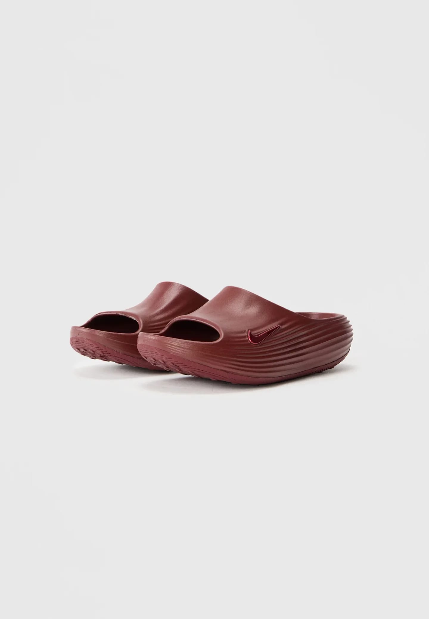 REJUVEN8 UNISEX – Шлепанцы на плоской подошве - фото 2
