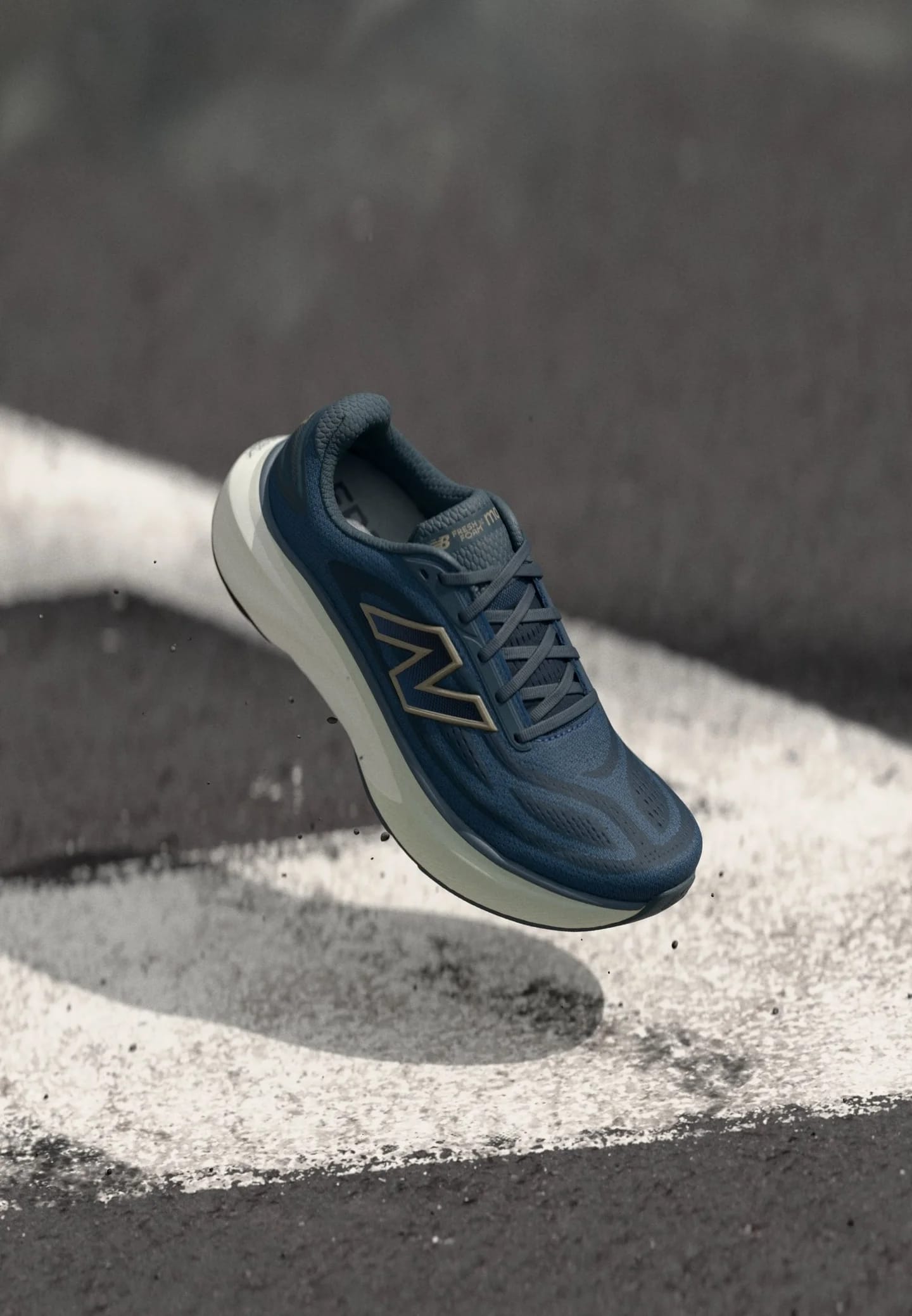 FRESH FOAM X MORE V6 - Кроссовки для бега для тренировок
