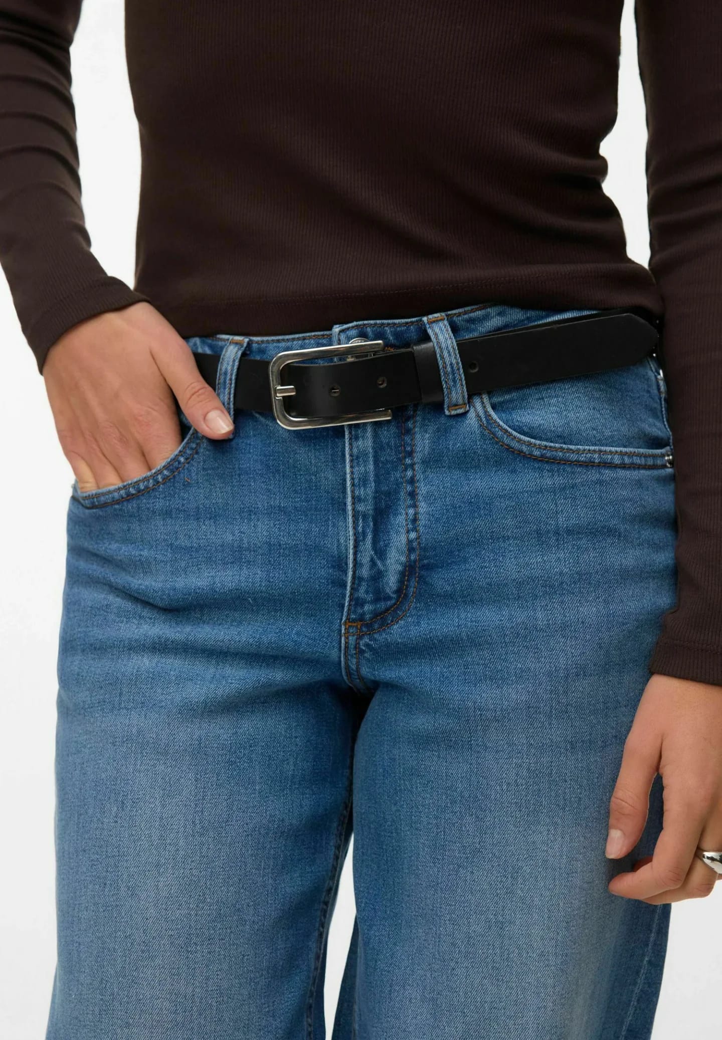Джинсы свободного покроя - фото 4