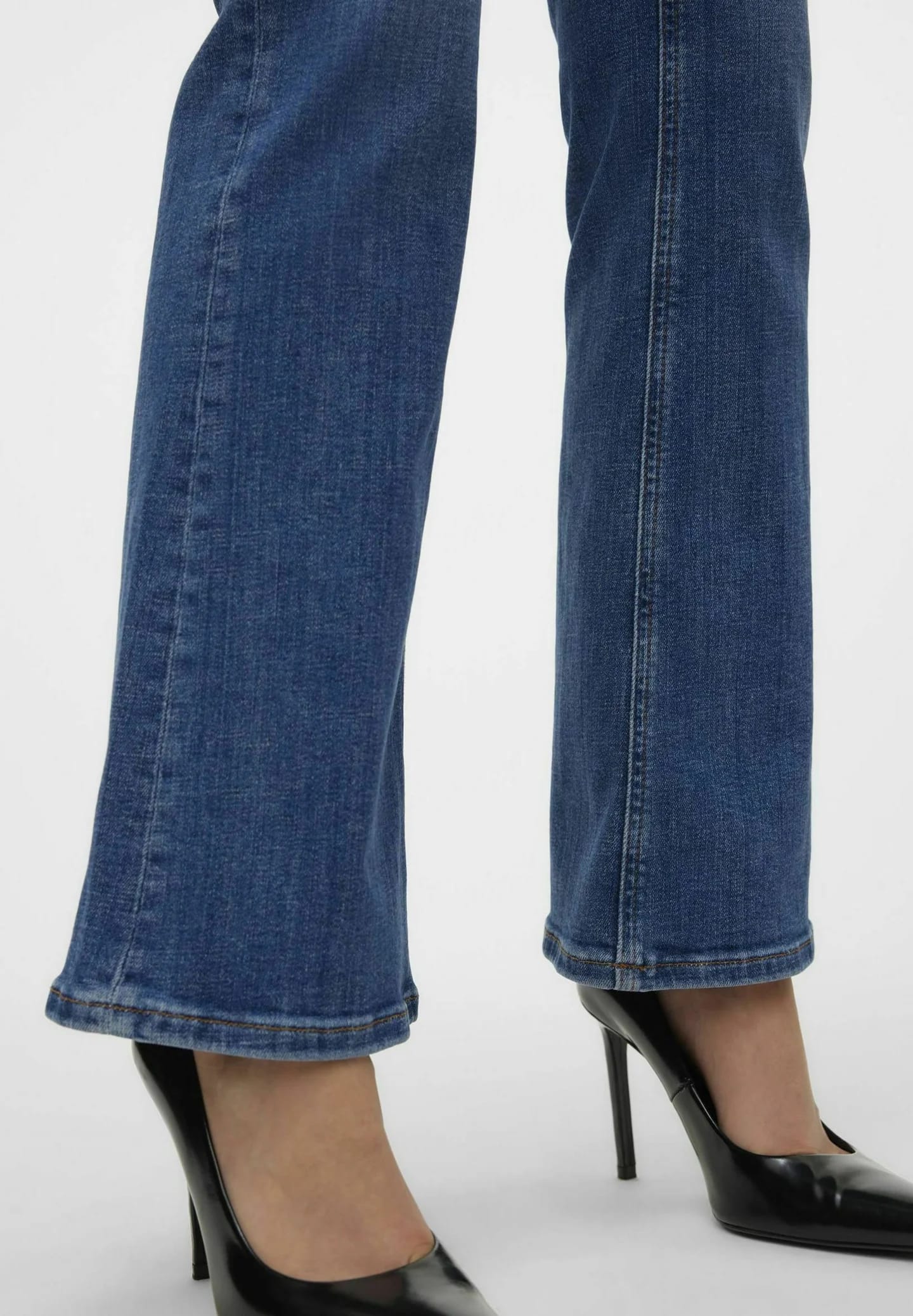 Джинсы Bootcut - фото 4