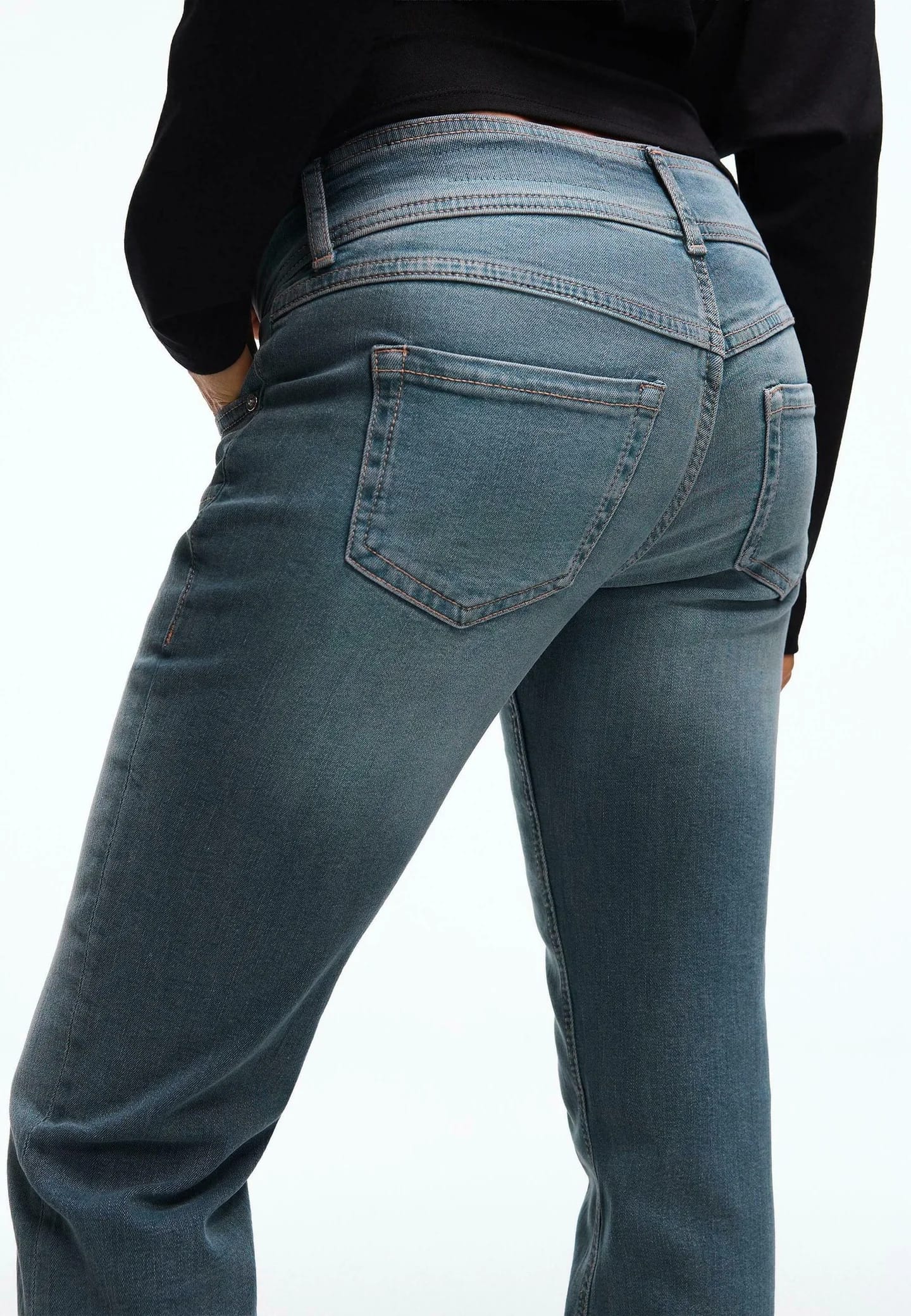 Джинсы Bootcut - фото 3