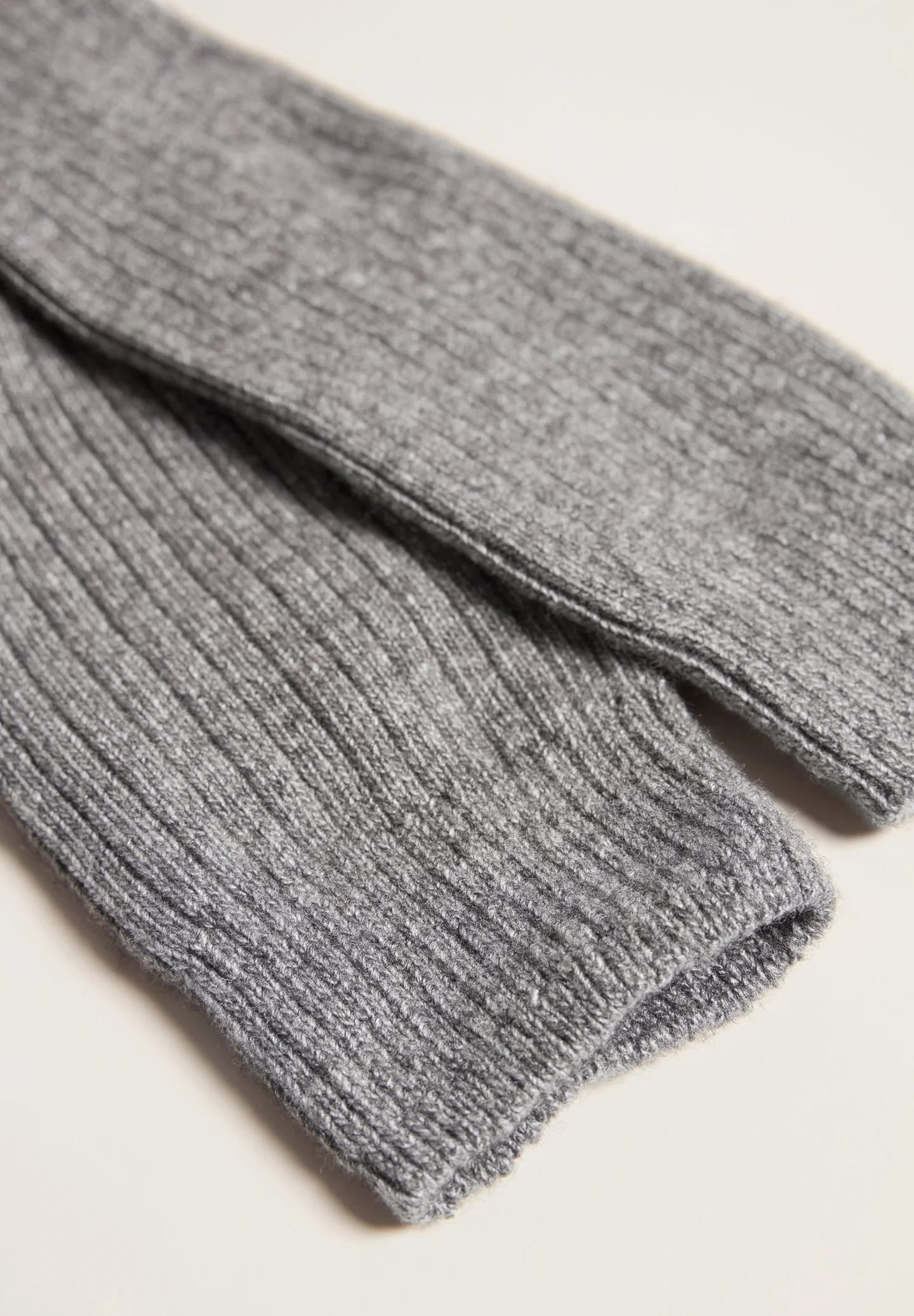 LANGE SOCKEN IN RIPPE AUS WOLLE UND KASCHMIR - Носки до колена - фото 4