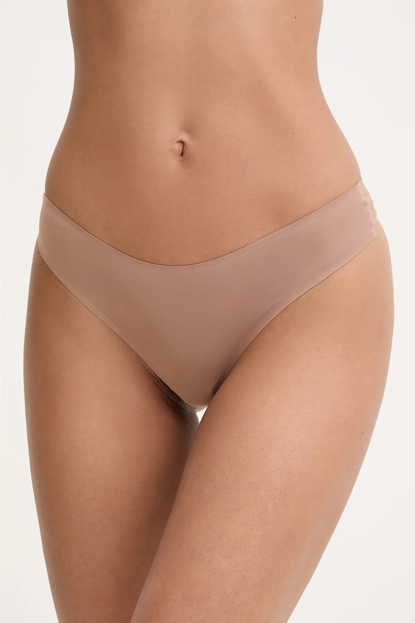 ULTIMATE THONG женские стринги
