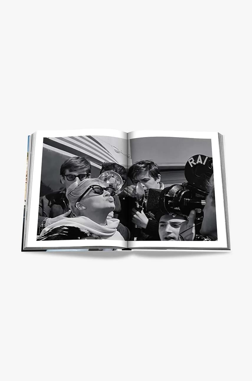 Книга «Сладкая жизнь» Чезаре Куначчиа, английский - фото 4