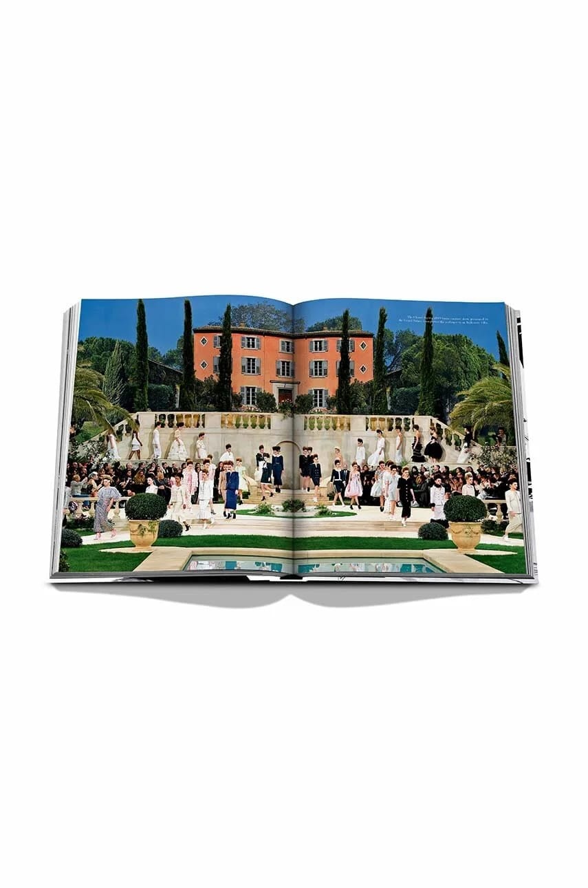Книга Chanel: Легенда об иконе Александра Фьюри, английский - фото 12