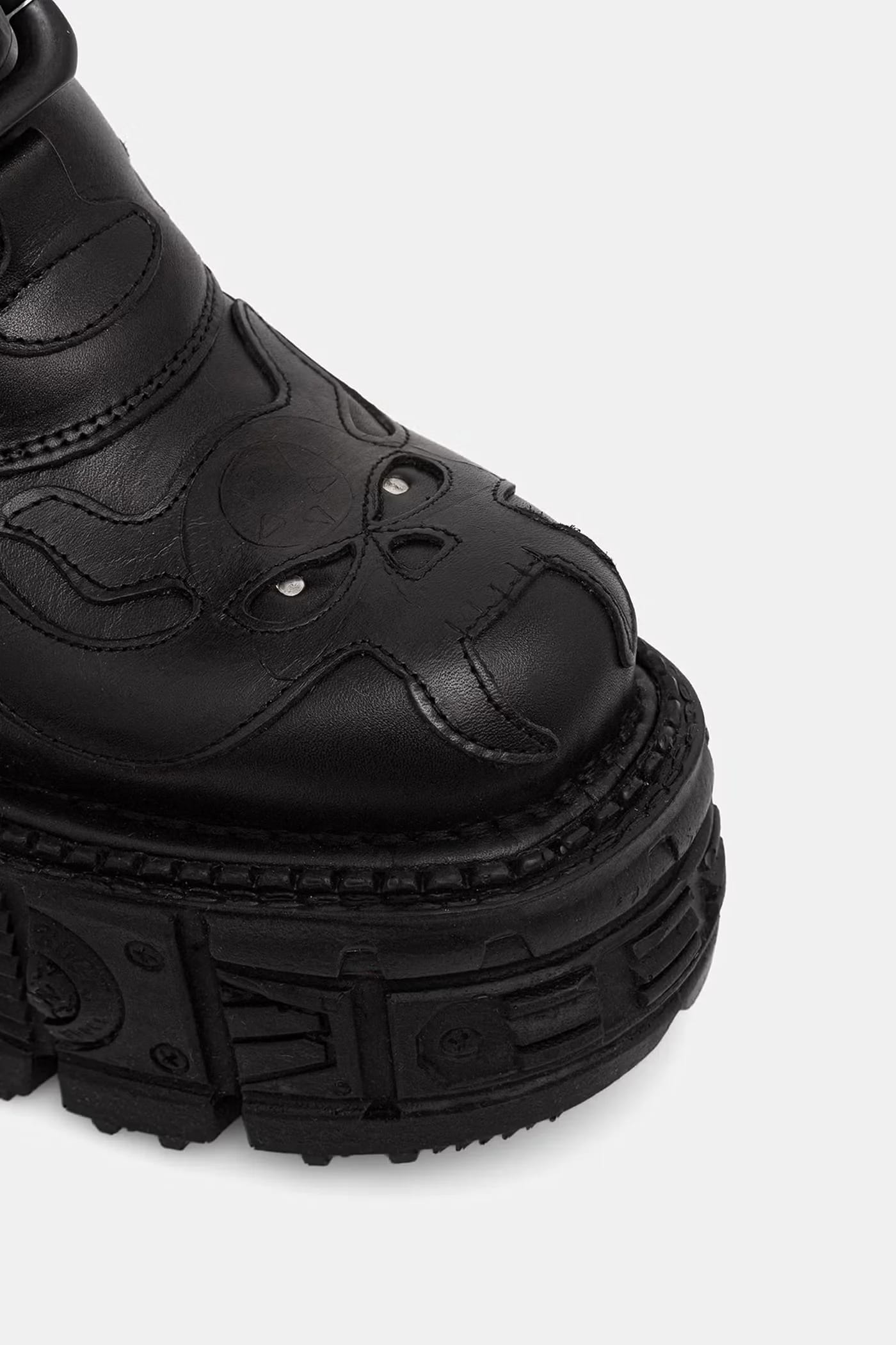Женские кожаные сумки CRUST NEGRO, TANK NEGRO SIN HERRAJES - фото 3