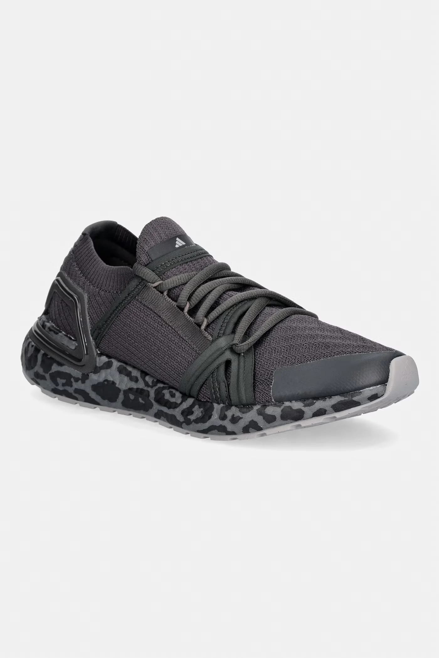 Женские кроссовки Ultraboost 20 - фото 1