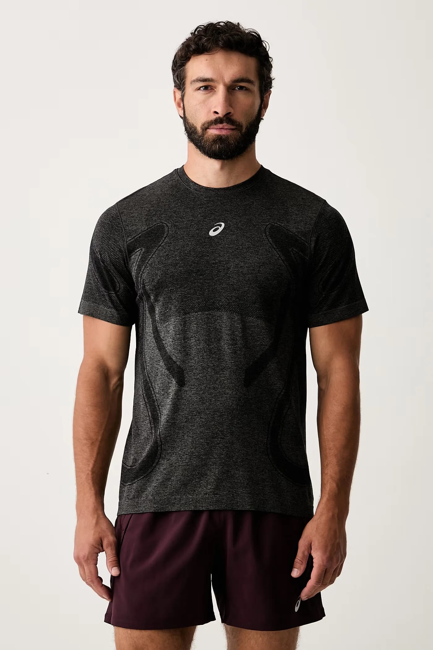 Мужская тренировочная футболка ROAD SEAMLESS SS TOP - фото 1