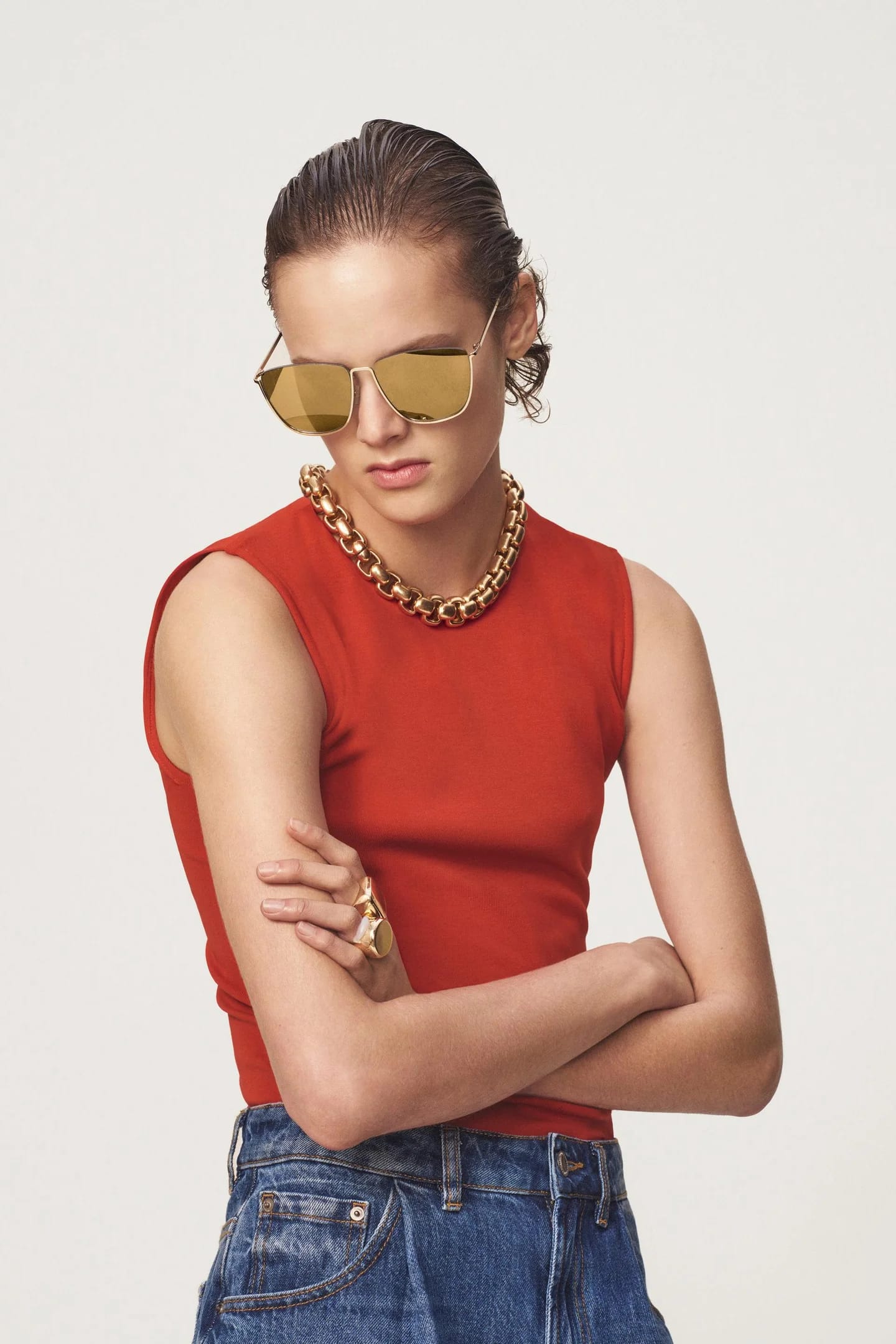 МЕТАЛЛИЧЕСКИЕ СОЛНЦЕЗАЩИТНЫЕ ОЧКИ В КВАДРАТНОЙ ОЧКЕ – АРТИКУЛ Zara ДЛЯ ЖЕНЩИН - фото 2