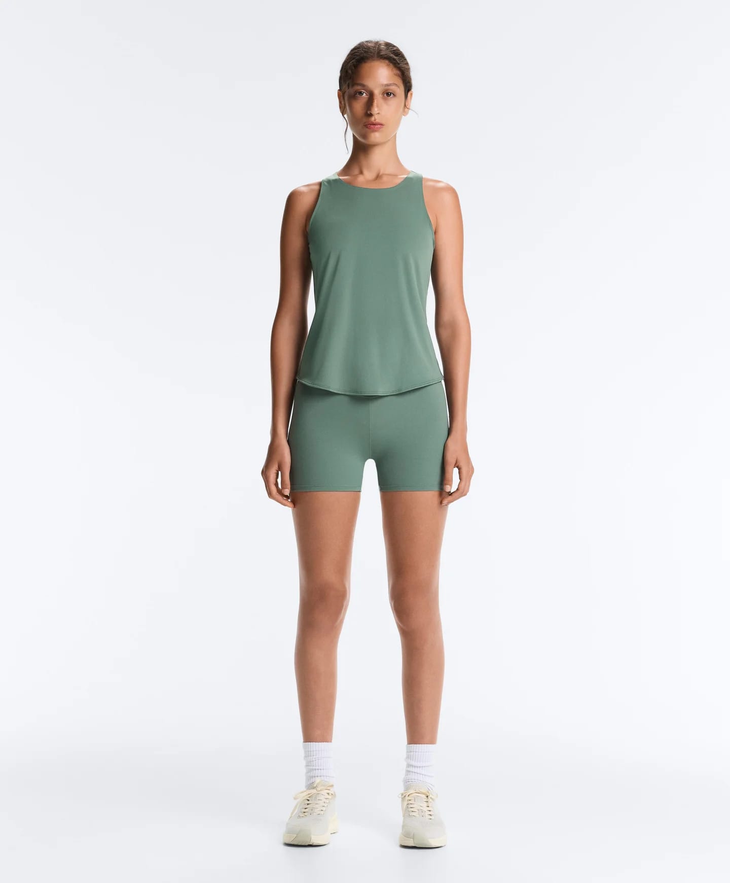 Total Look: шорты Comfortlux 10 см зеленого цвета. - фото 11