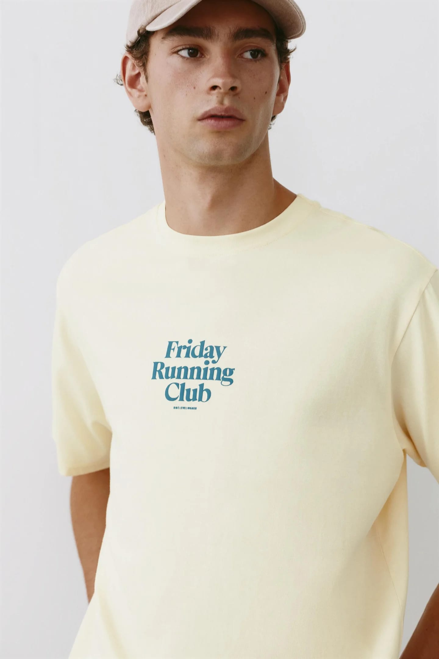 Футболка с графическим рисунком Friday Running Club - фото 9