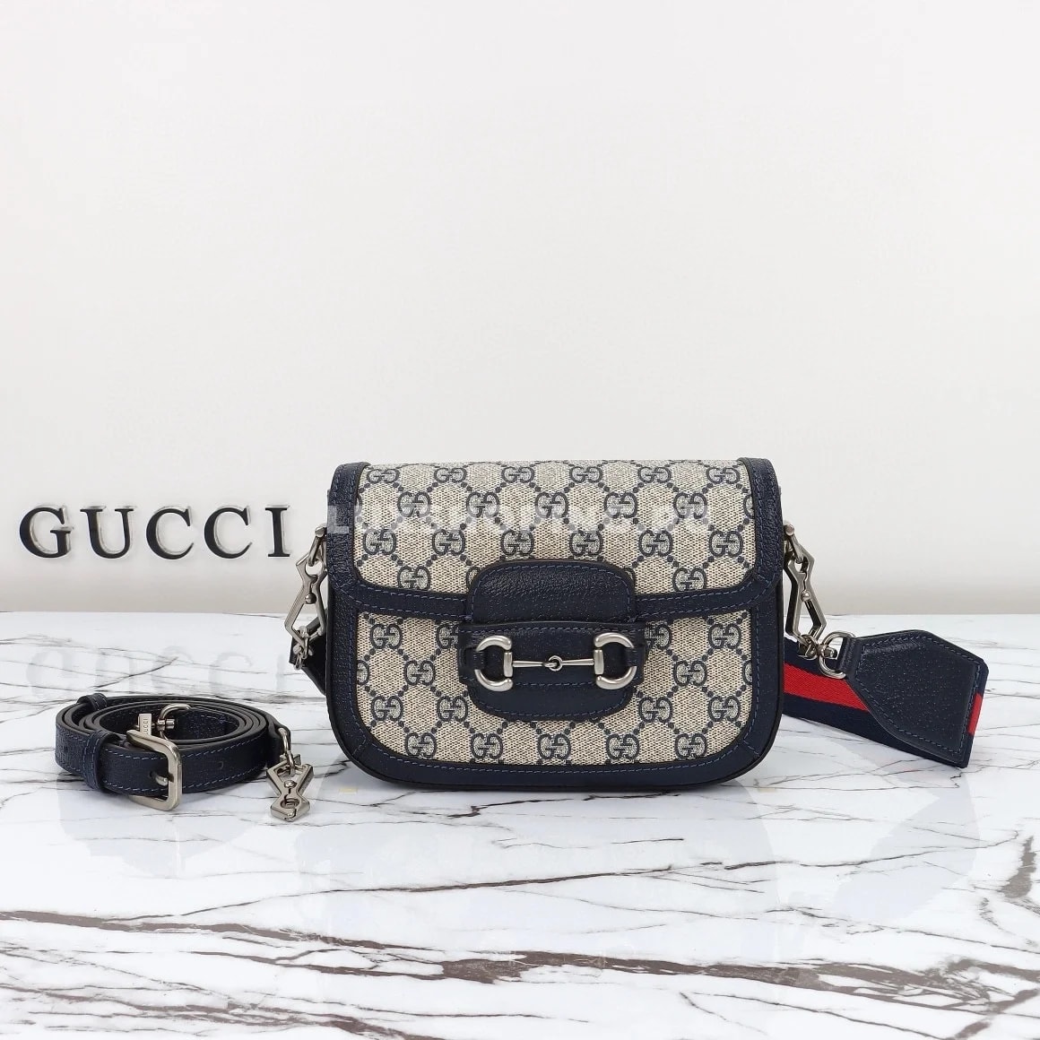 Gucci Horsebit Маленькая Сумка через плечо канва/black