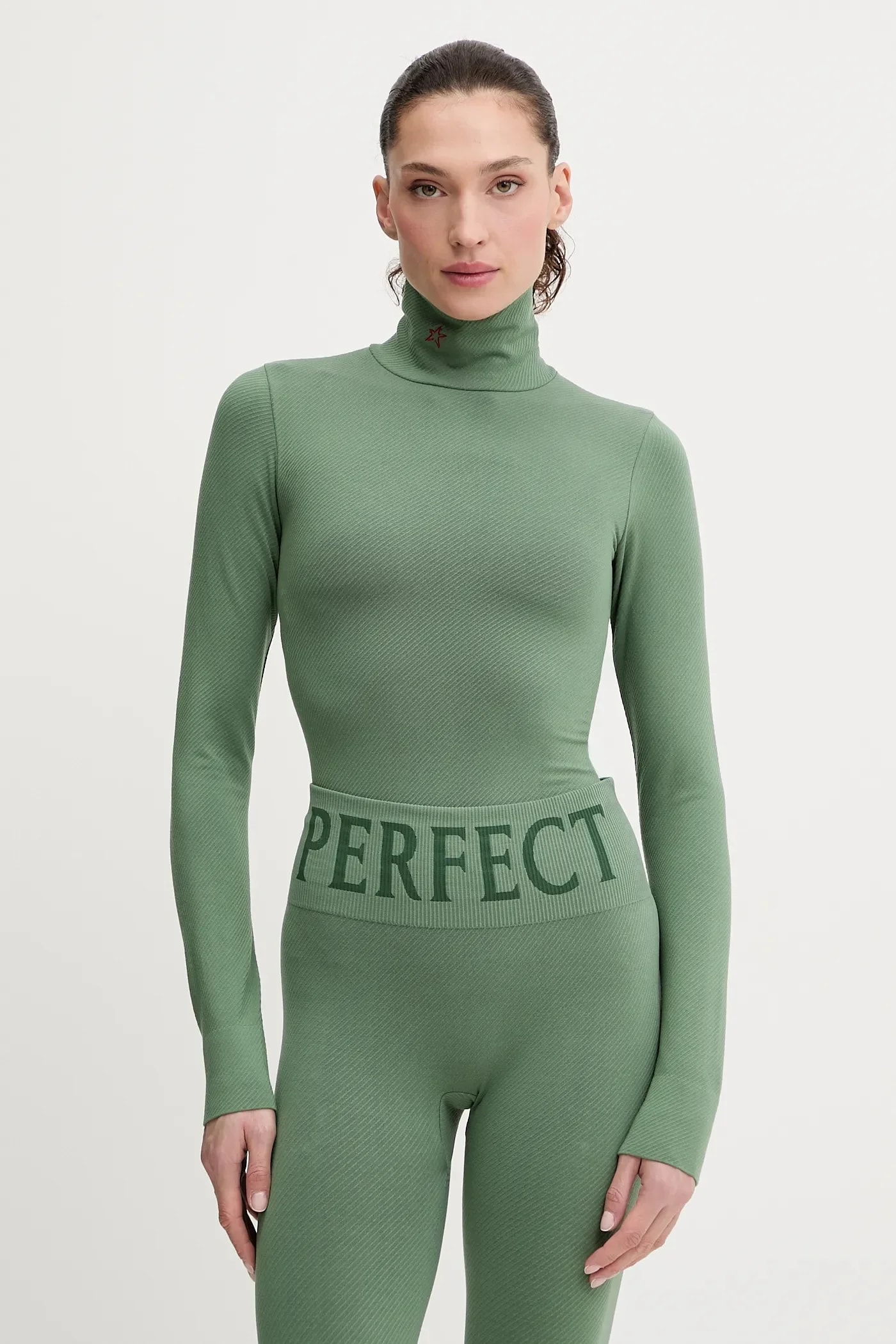 Функциональный лонгслив с добавлением шерсти Perfect Thermal.