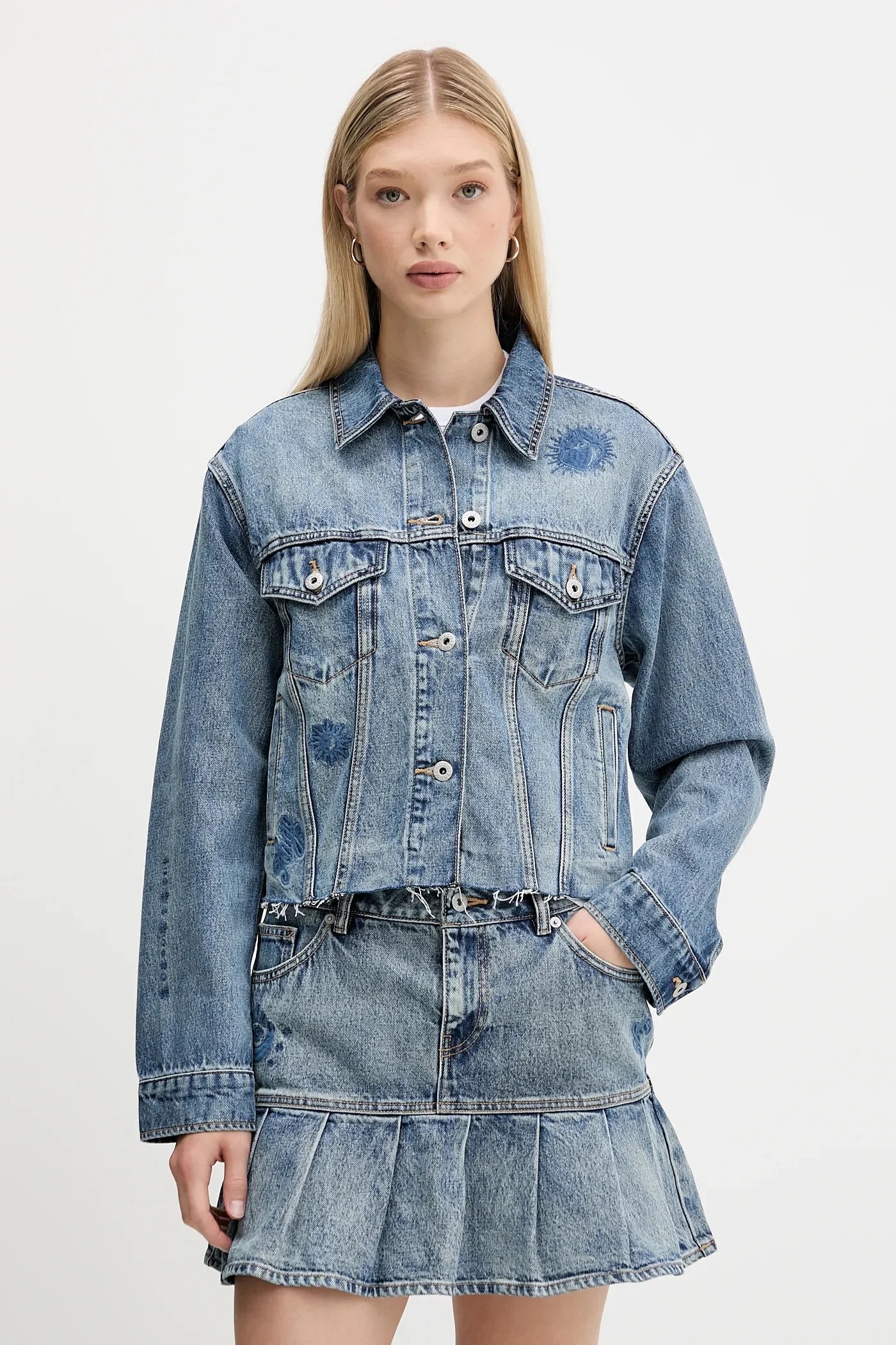 Джинсовая куртка Anouk_Cropped_B
