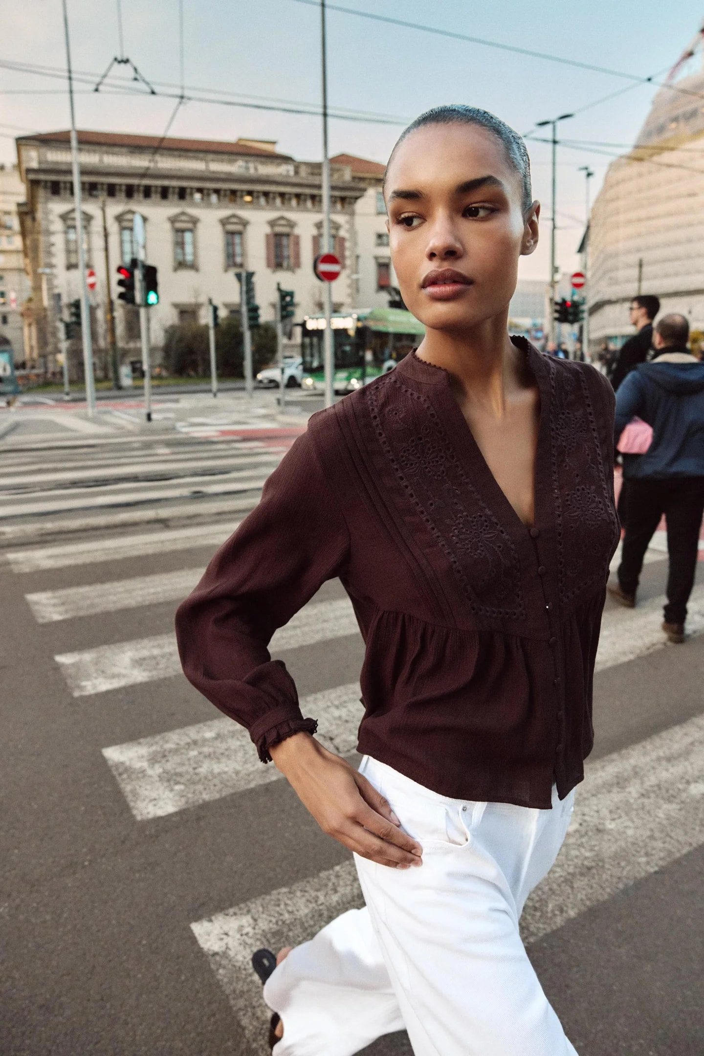 БЛУЗКА С ВЫШИВКОЙ