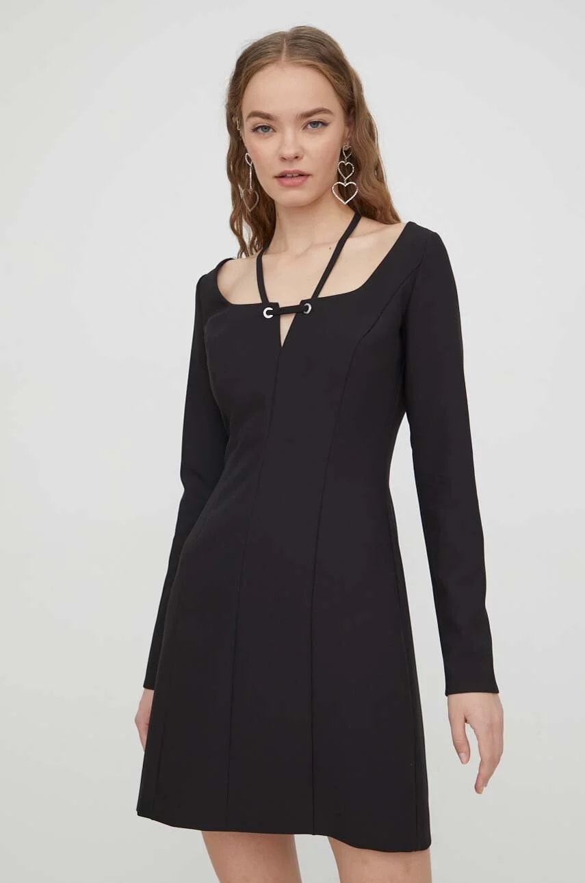 Платье черное для женщин
