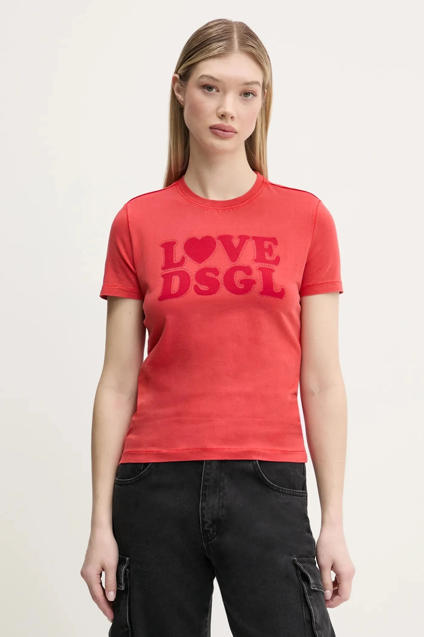 Футболка LOVE DSGL