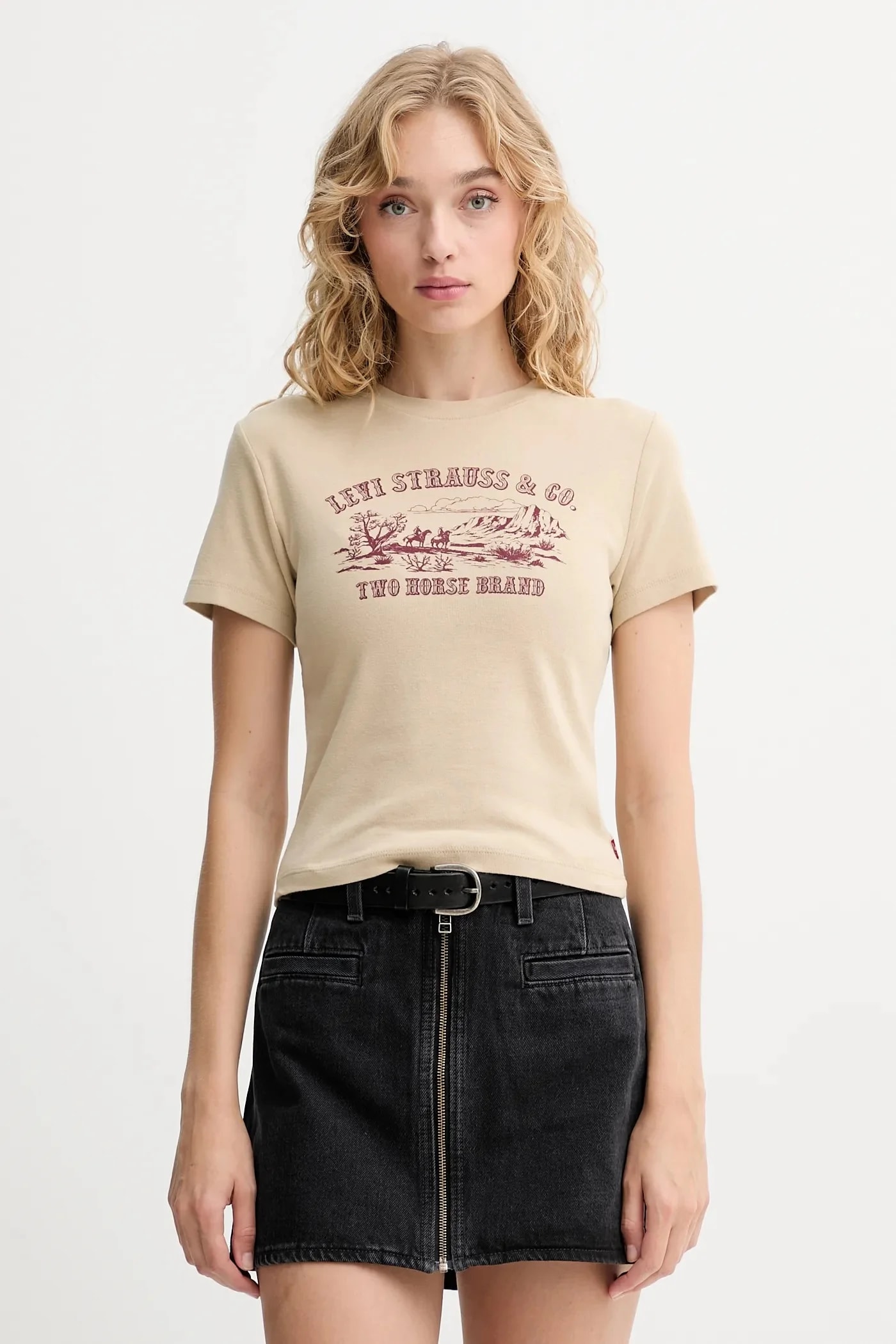 Хлопковая футболка бежевая для женщин