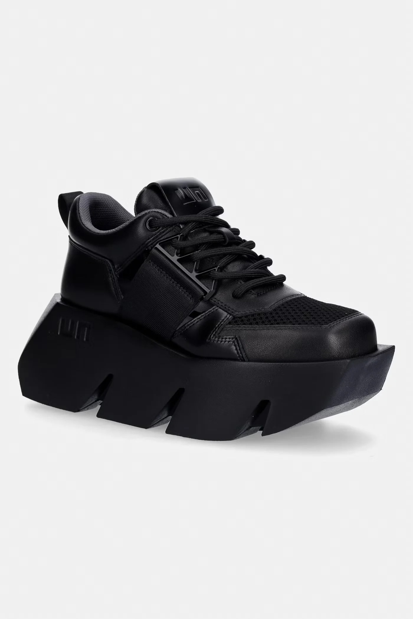 женские кроссовки Bull Sporty