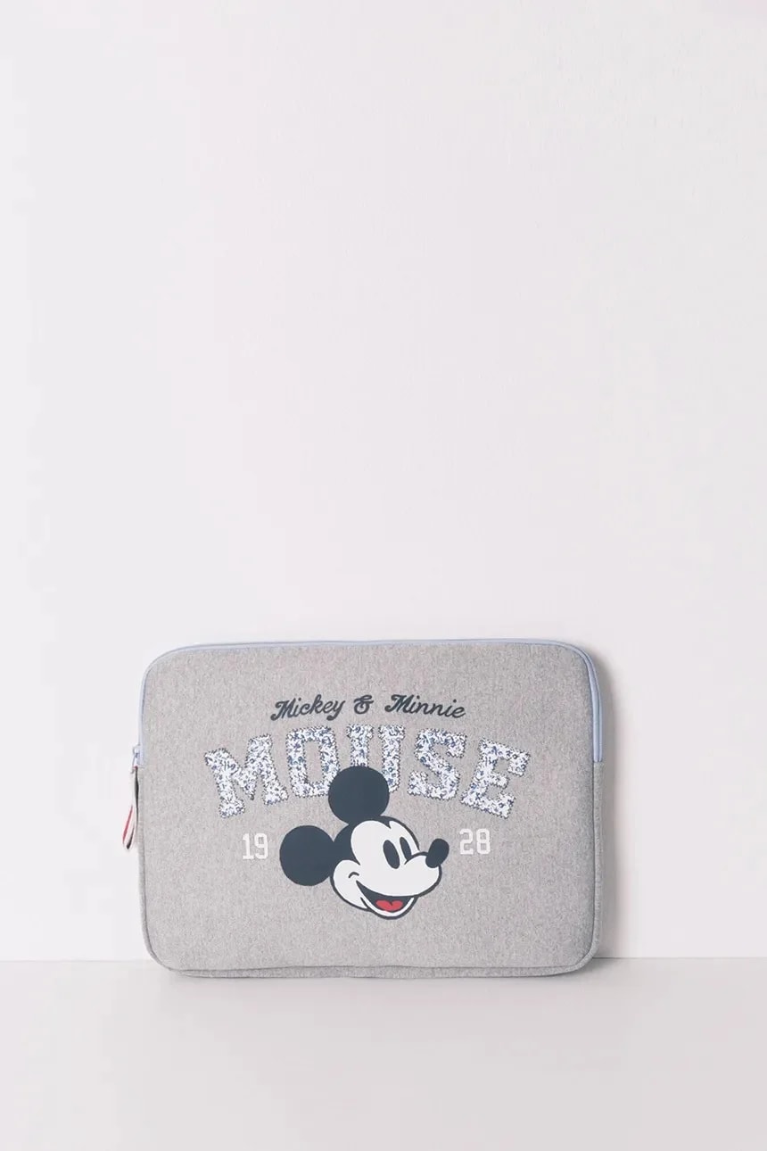Чехол для ноутбука x Disney