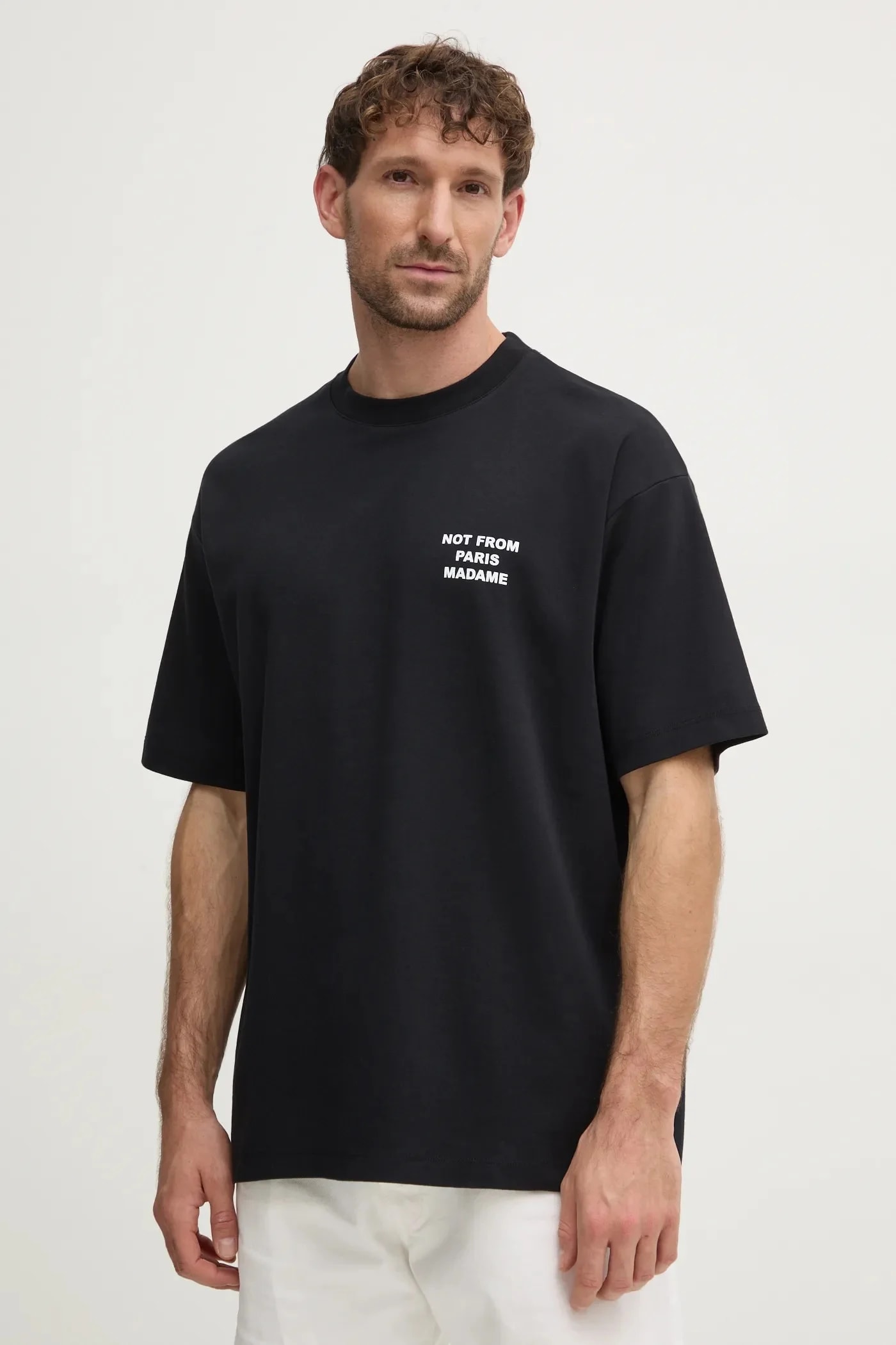 Le T-Shirt Хлопковая футболка со слоганом черная для мужчин