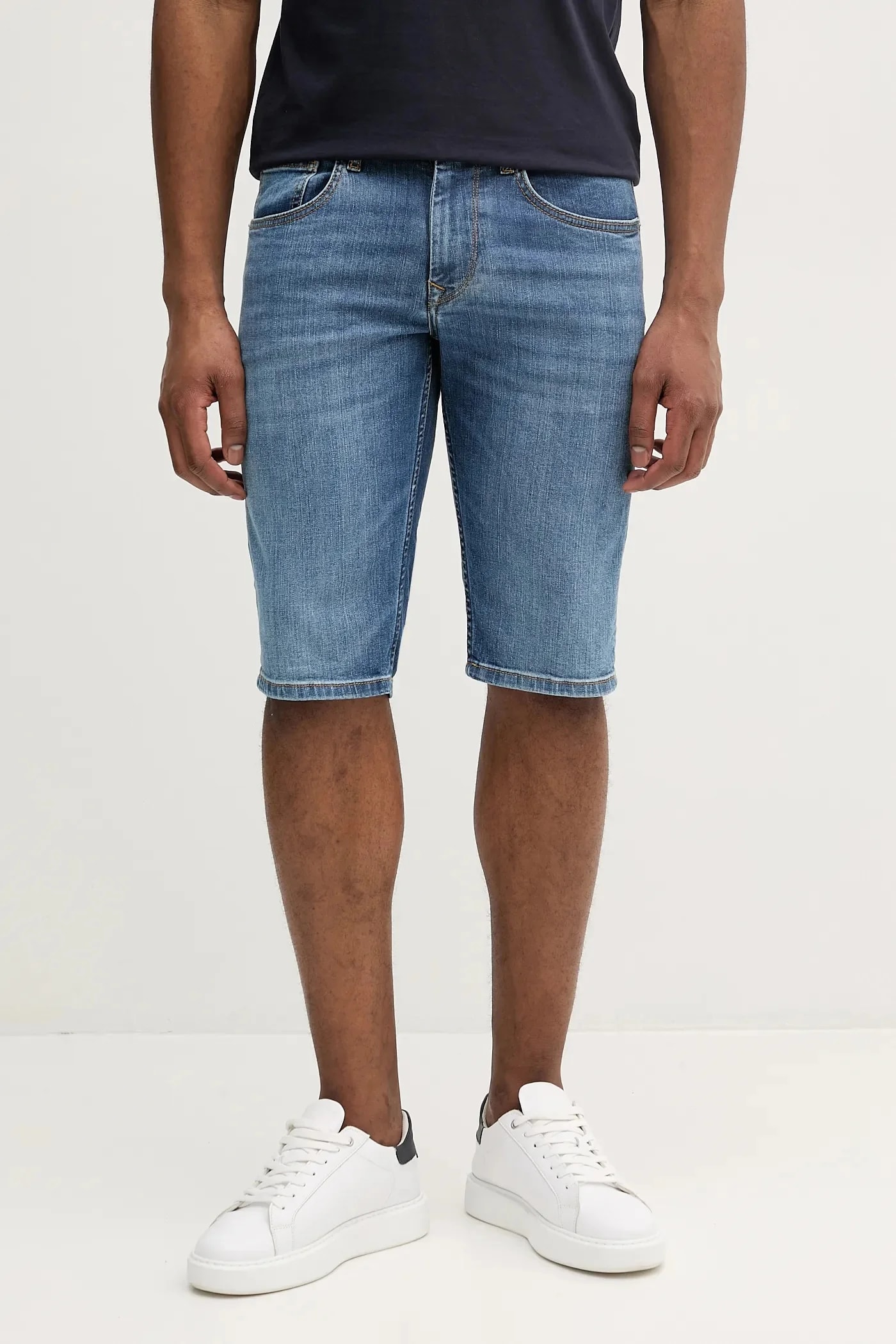 Джинсовые шорты STRAIGHT SHORT CASH