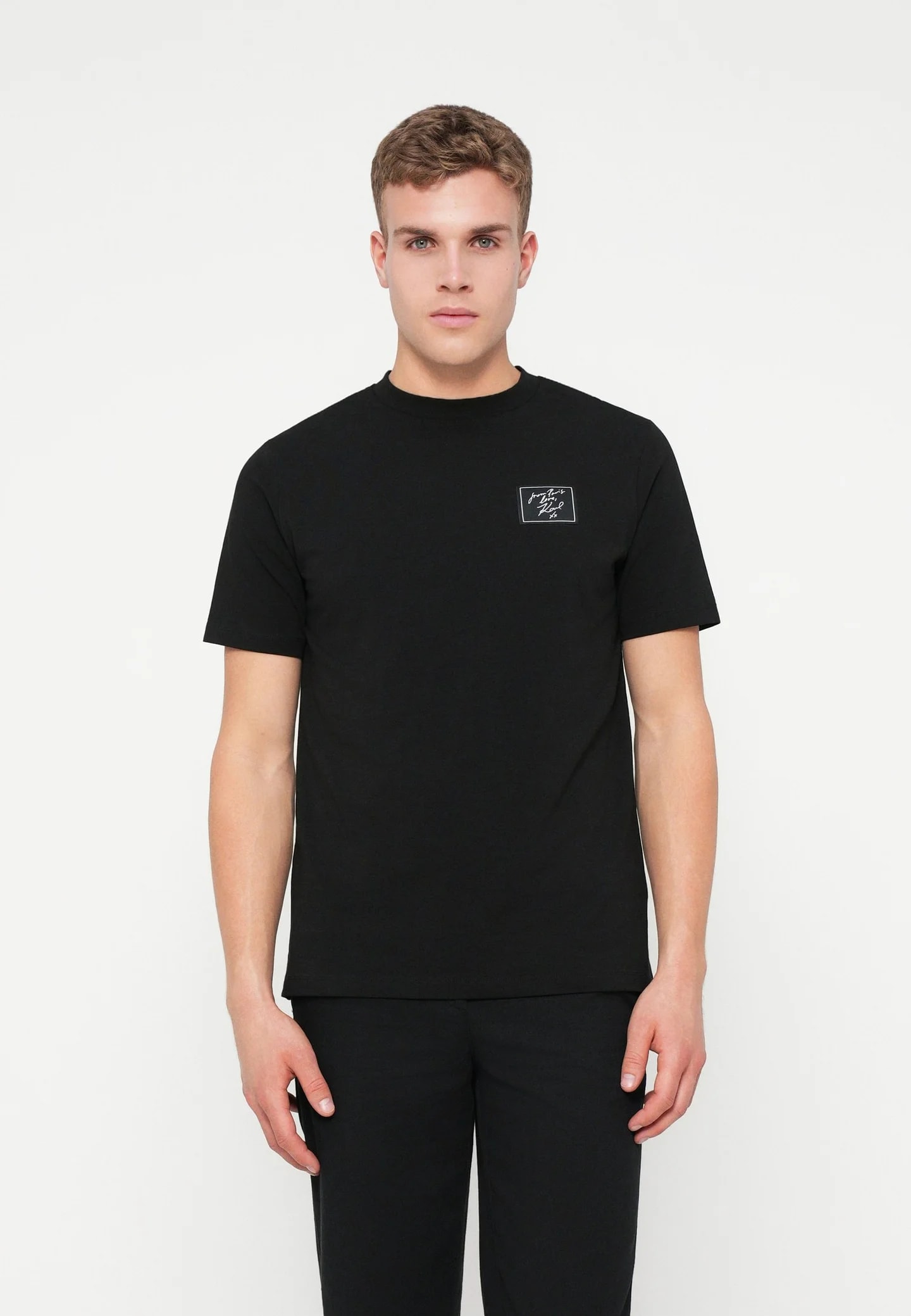 Футболка с принтом