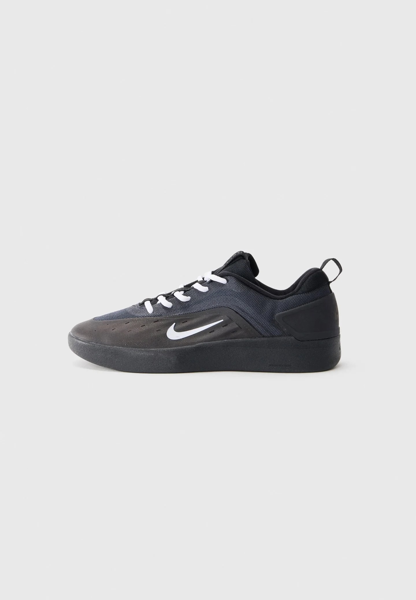 ZOOM NYJAH 4 UNISEX - Обувь для скейтбординга