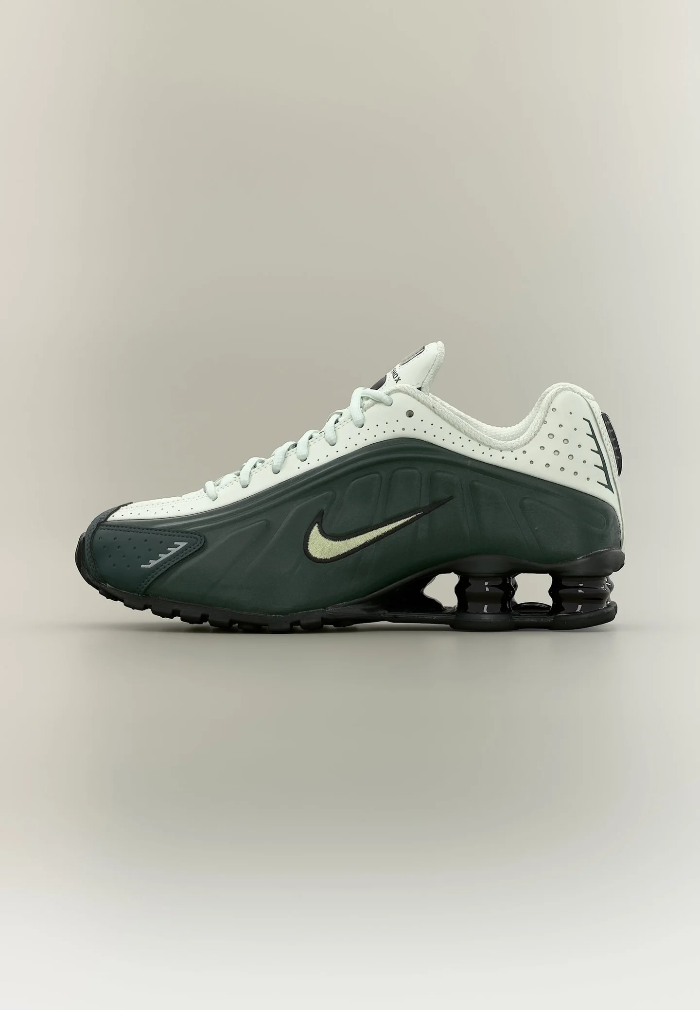 SHOX R4 UNISEX - Кроссовки низкие