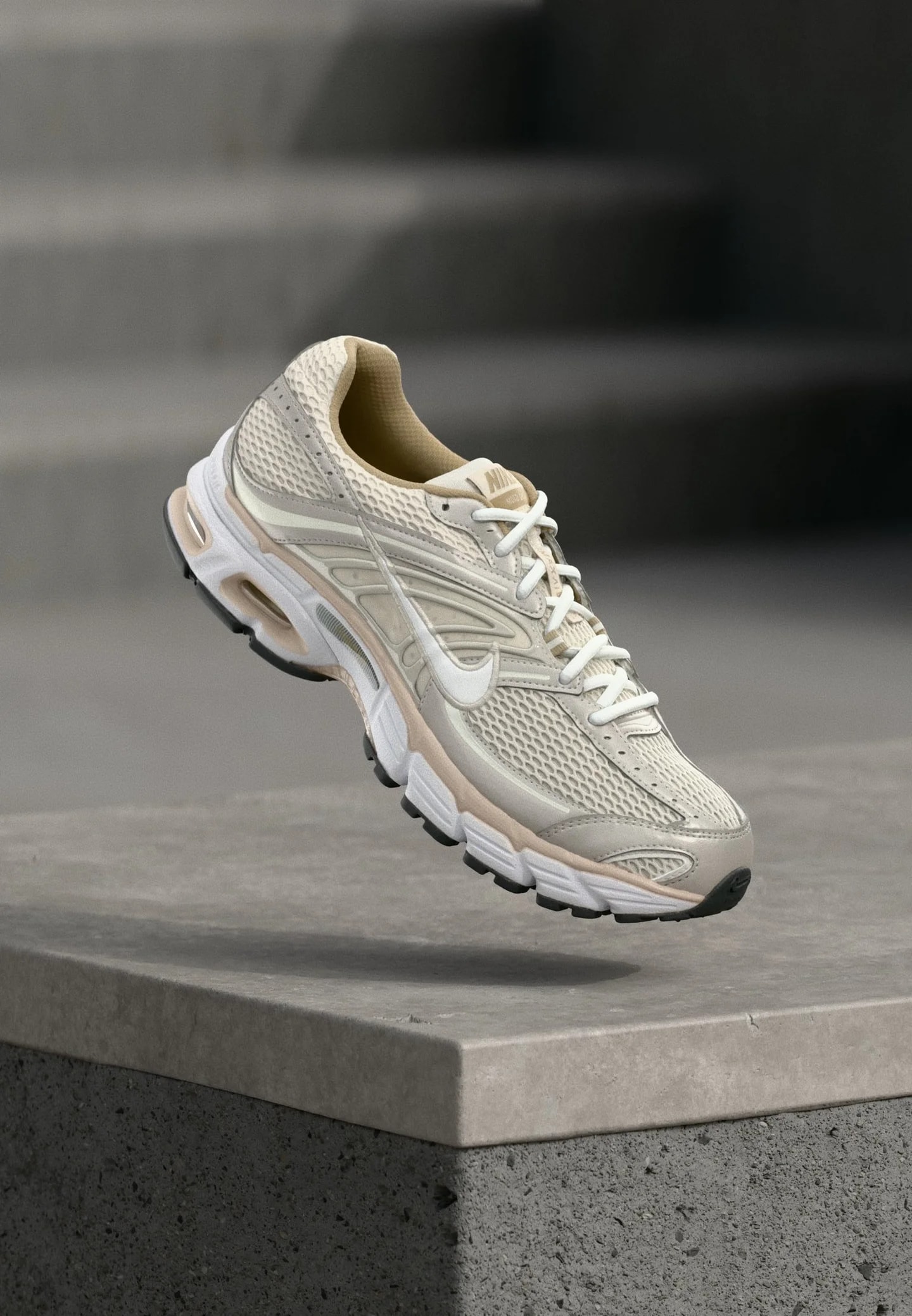AIR MAX MOTO 2K UNISEX - Кроссовки низкие
