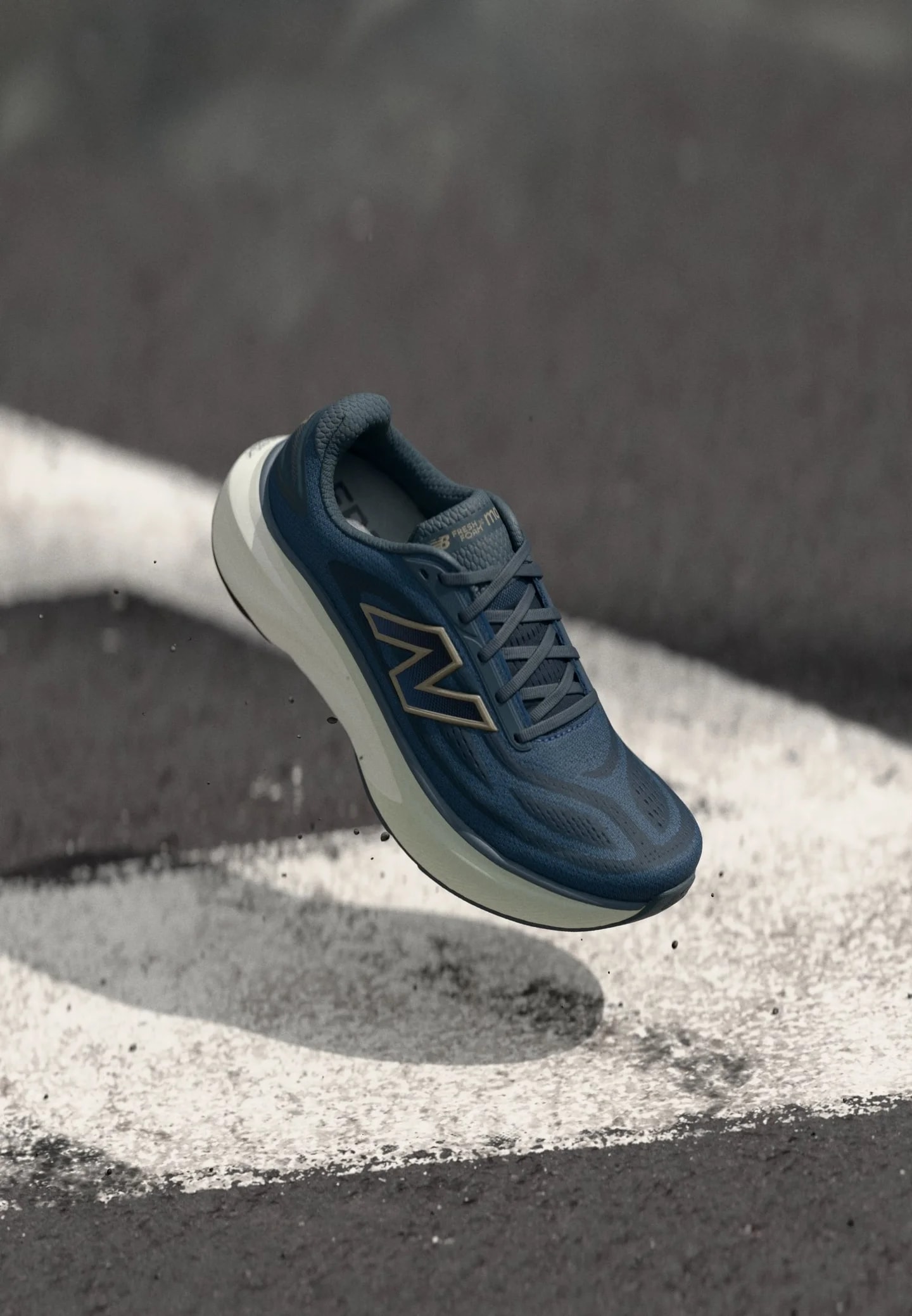 FRESH FOAM X MORE V6 - Кроссовки для бега для тренировок