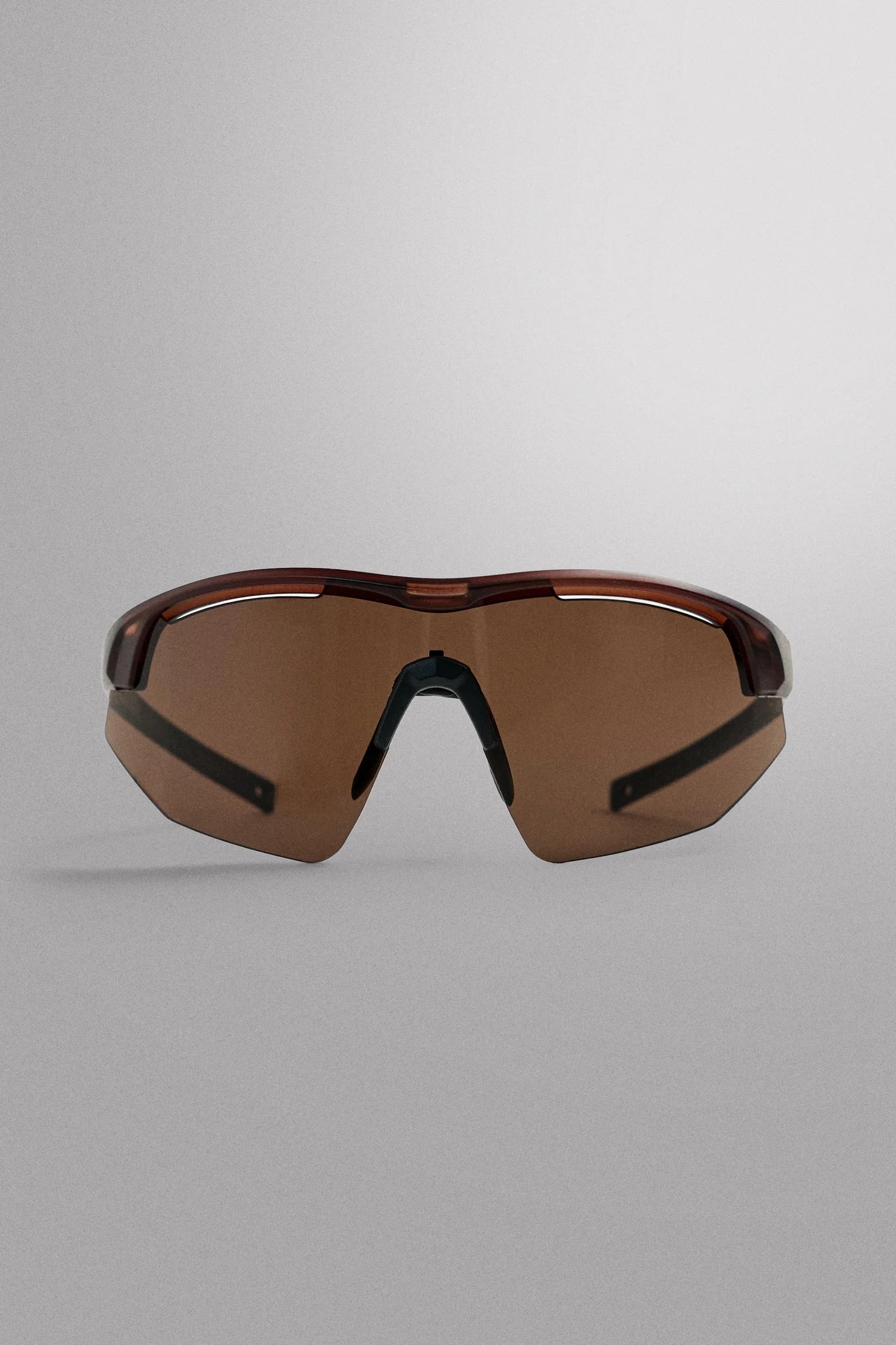 СОЛНЦЕЗАЩИТНЫЕ ОЧКИ EASSUN X ATHLETICZ
