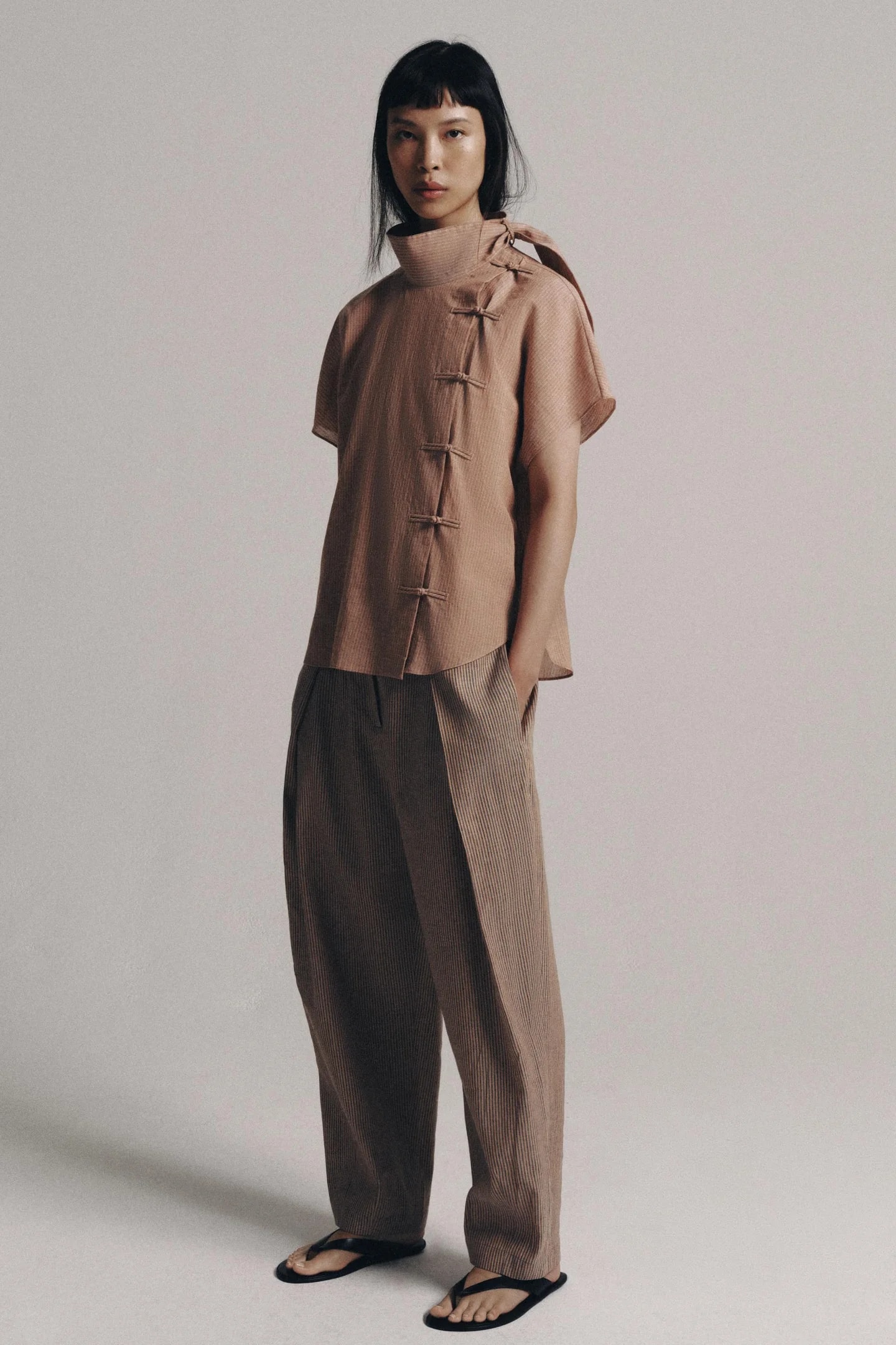 РУБАШКА С ДЕКОРАТИВНЫМИ ЗАКРЕПЛЕНИЯМИ ZW COLLECTION