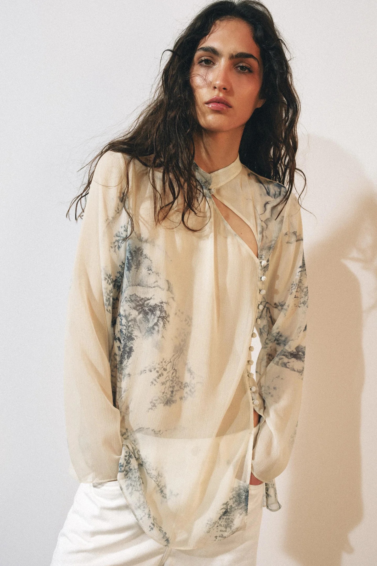 РУБАШКА С УЗОРОМ НА ПУГОВИЦАХ ZW COLLECTION