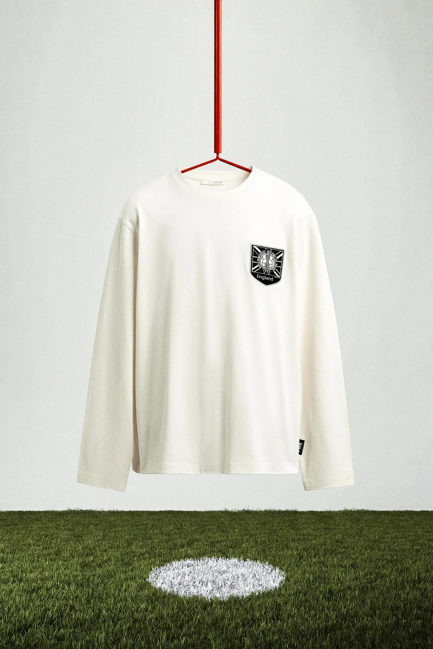 ФУТБОЛКА С НАШИВКОЙ «ENGLAND 66 FIFA WORLD CUP™ FIFA CLASSICS»