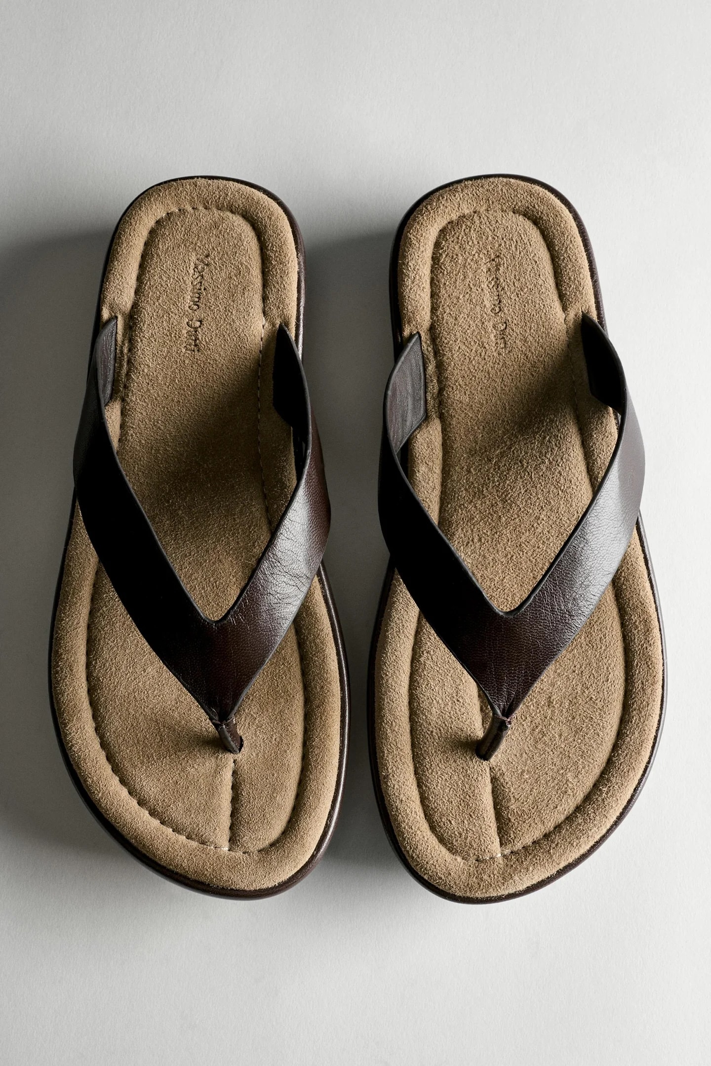 Кожаные босоножки на платформе