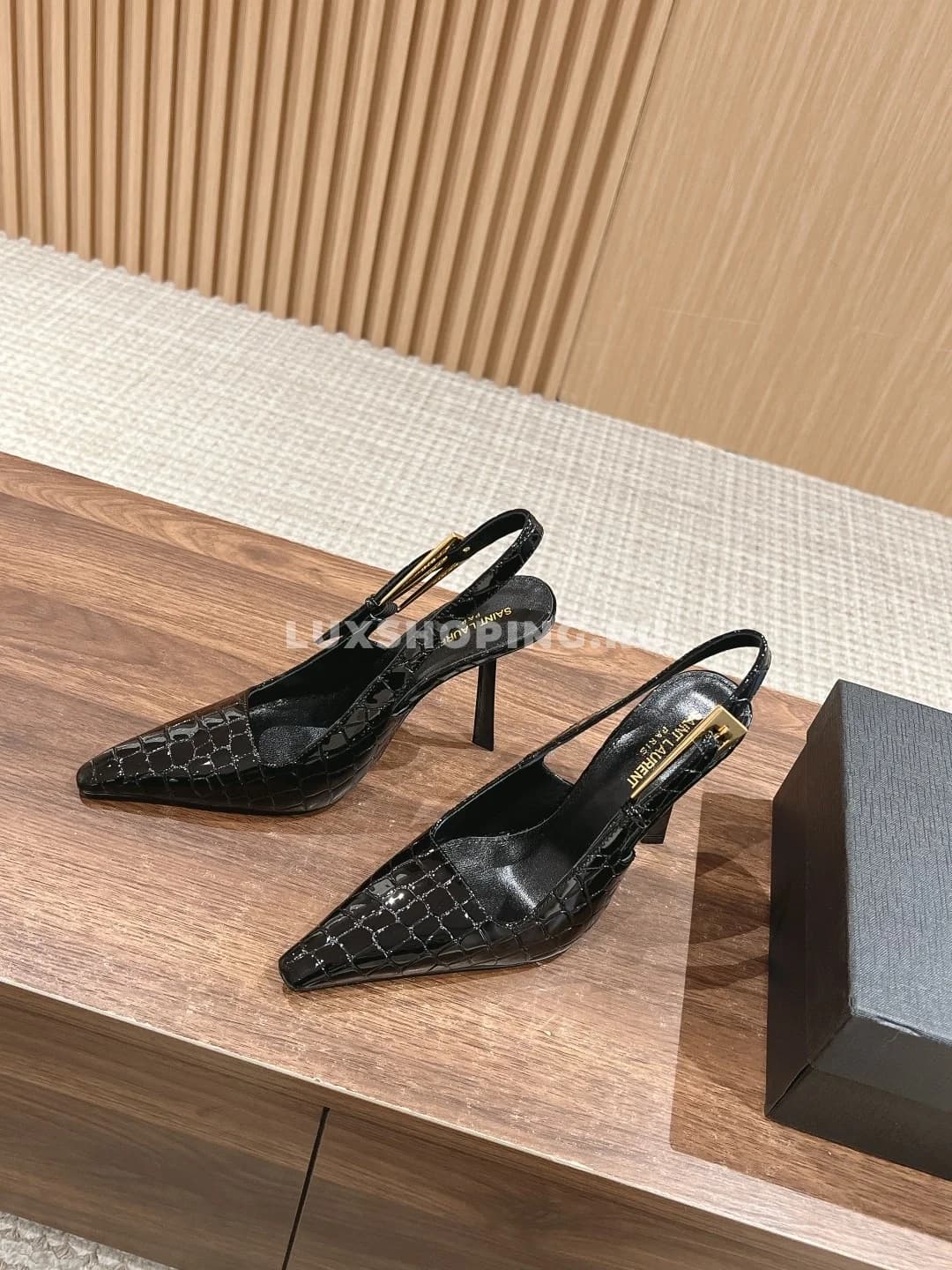 Туфли YSL лакированные на высоком каблуке