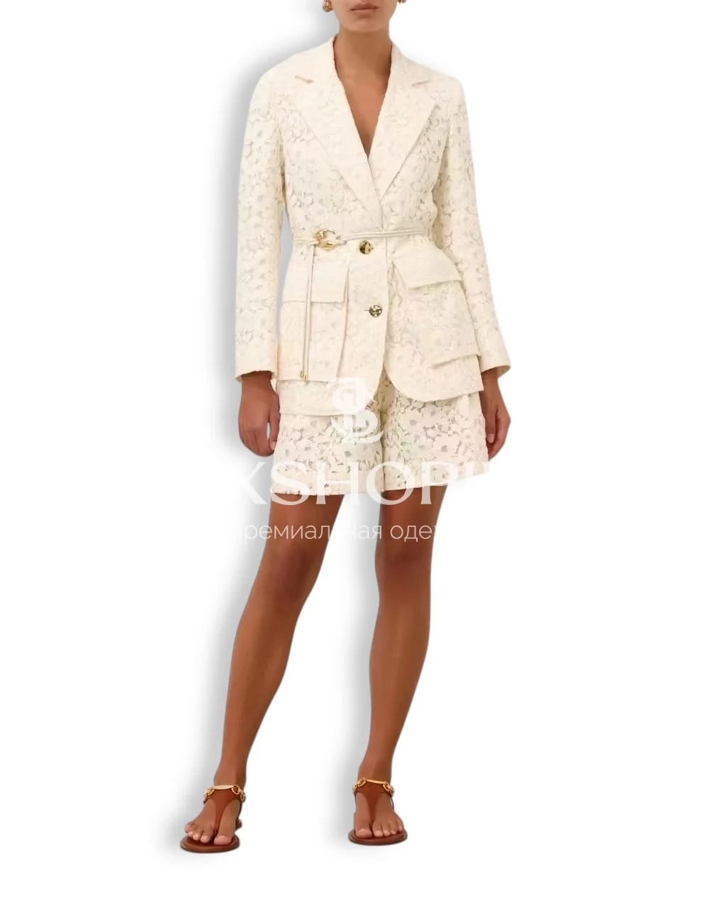 Костюм Zimmermann "Illuminate Lace" — жакет и шорты из кружева кремового оттенка