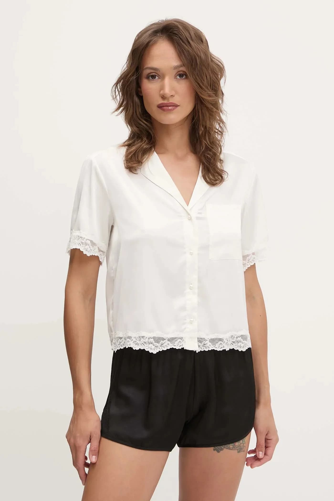 Пижамная рубашка