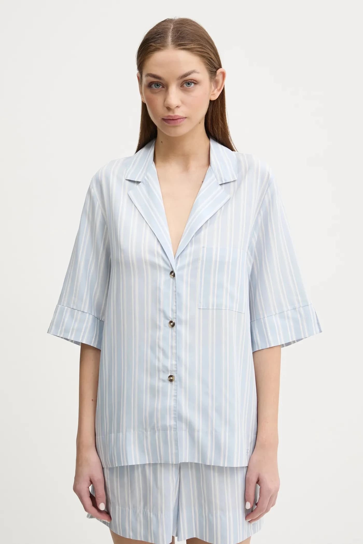 Пижамная рубашка